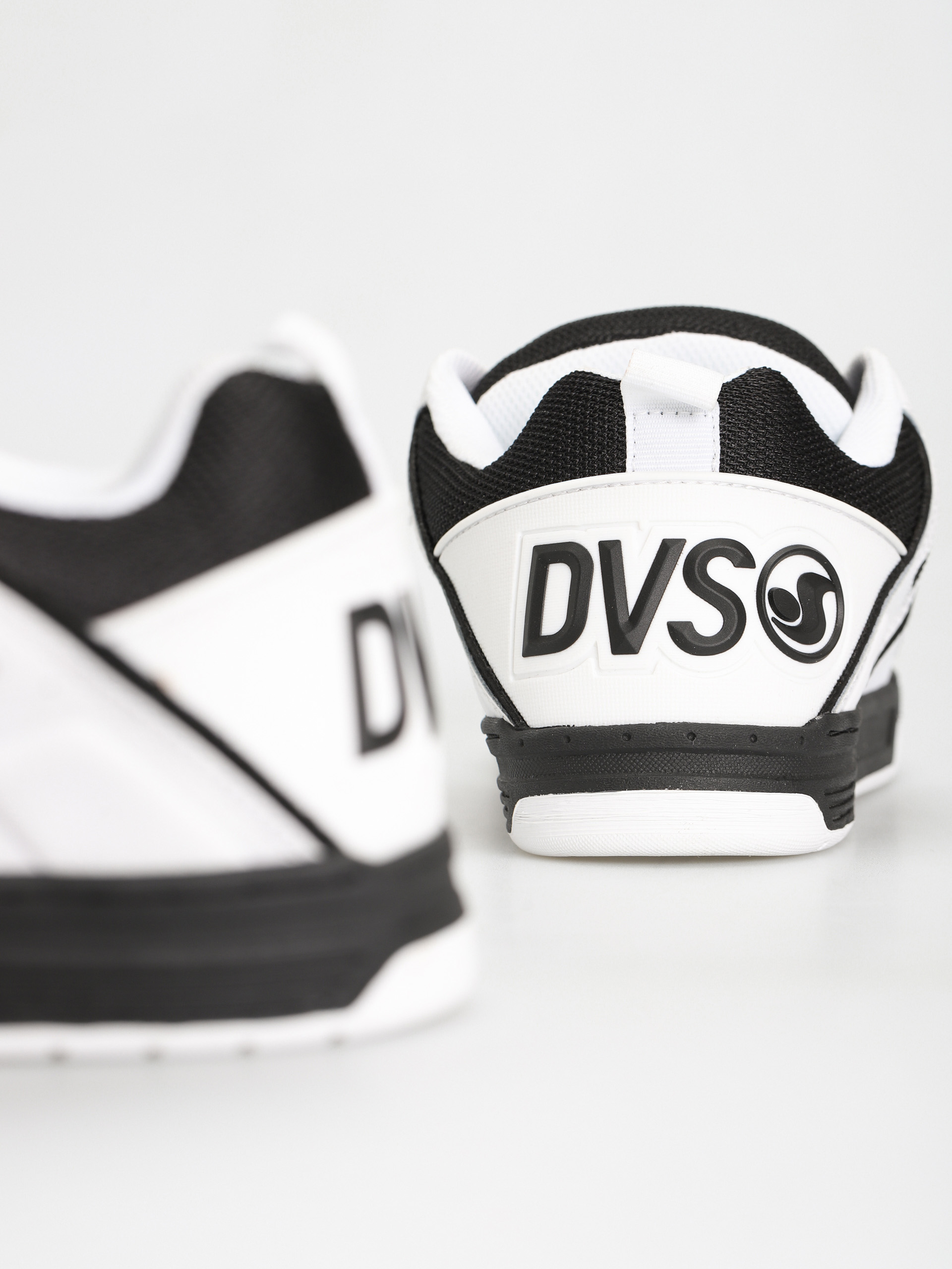 DVS Comanche Cipők (white black white leather)