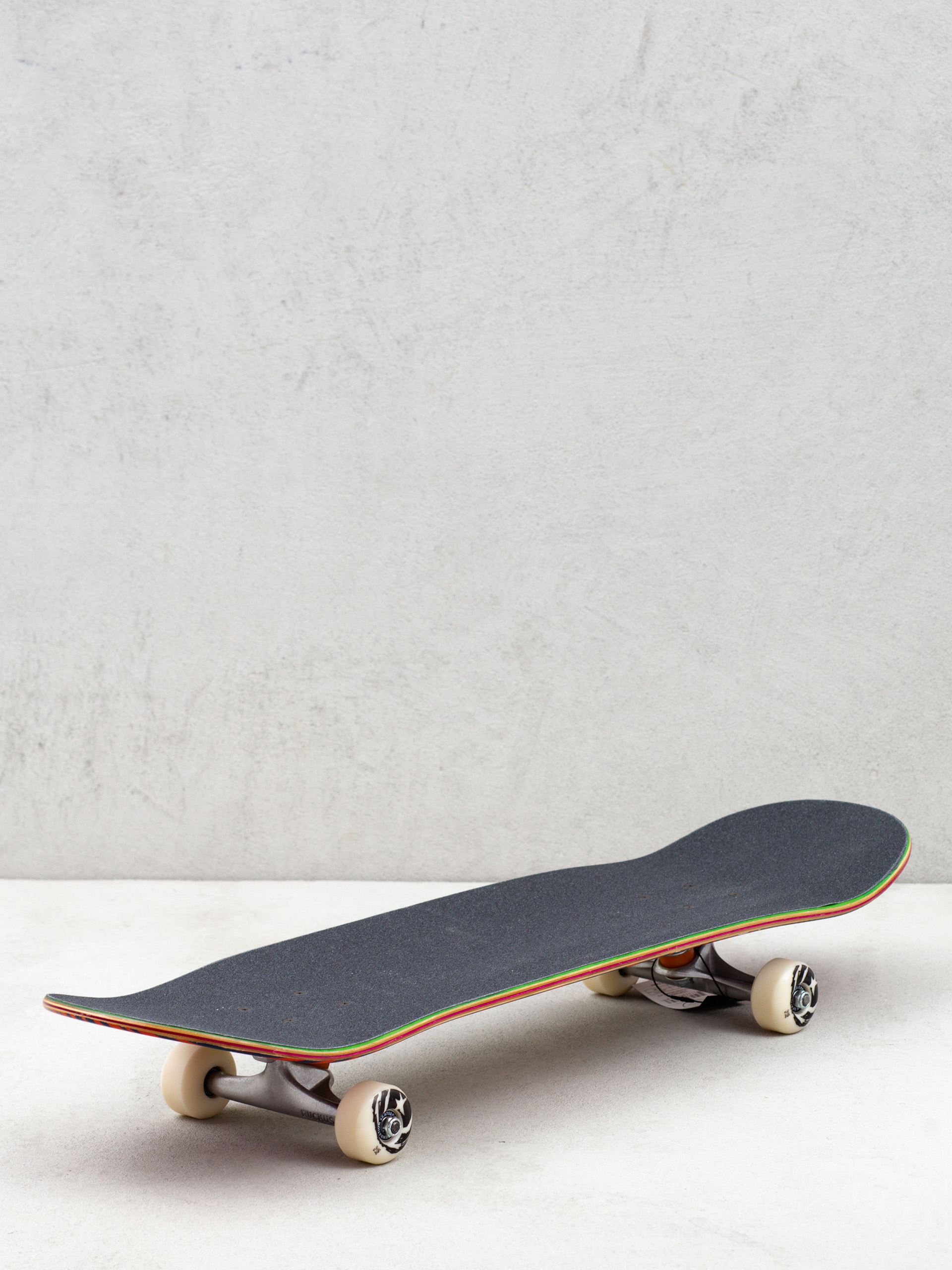 Foundation Star Tan Komplett gördeszka (red/navy)