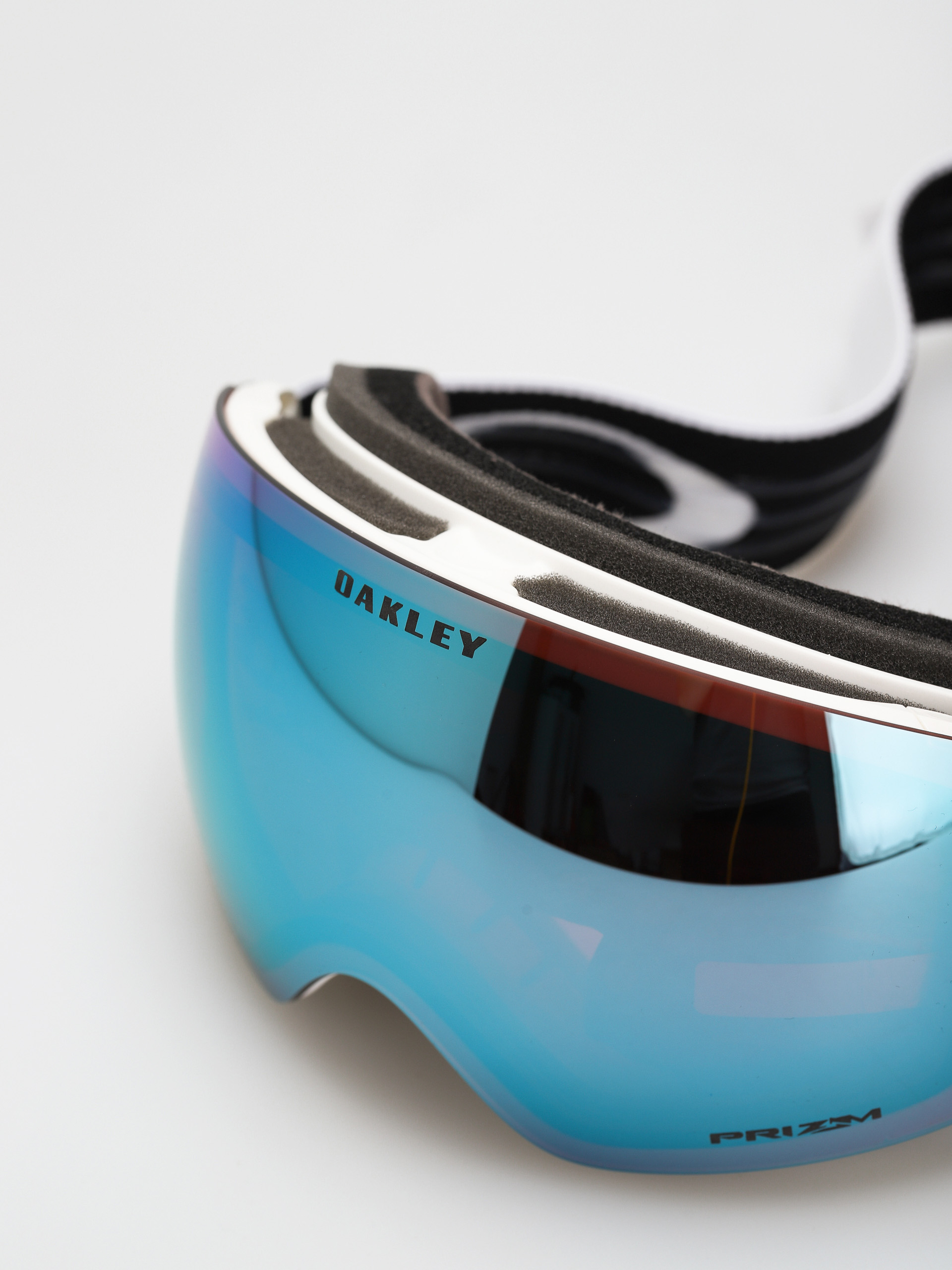 Oakley Flight Deck M Snowboard szemüveg (matte white/prizm sapphire iridium)
