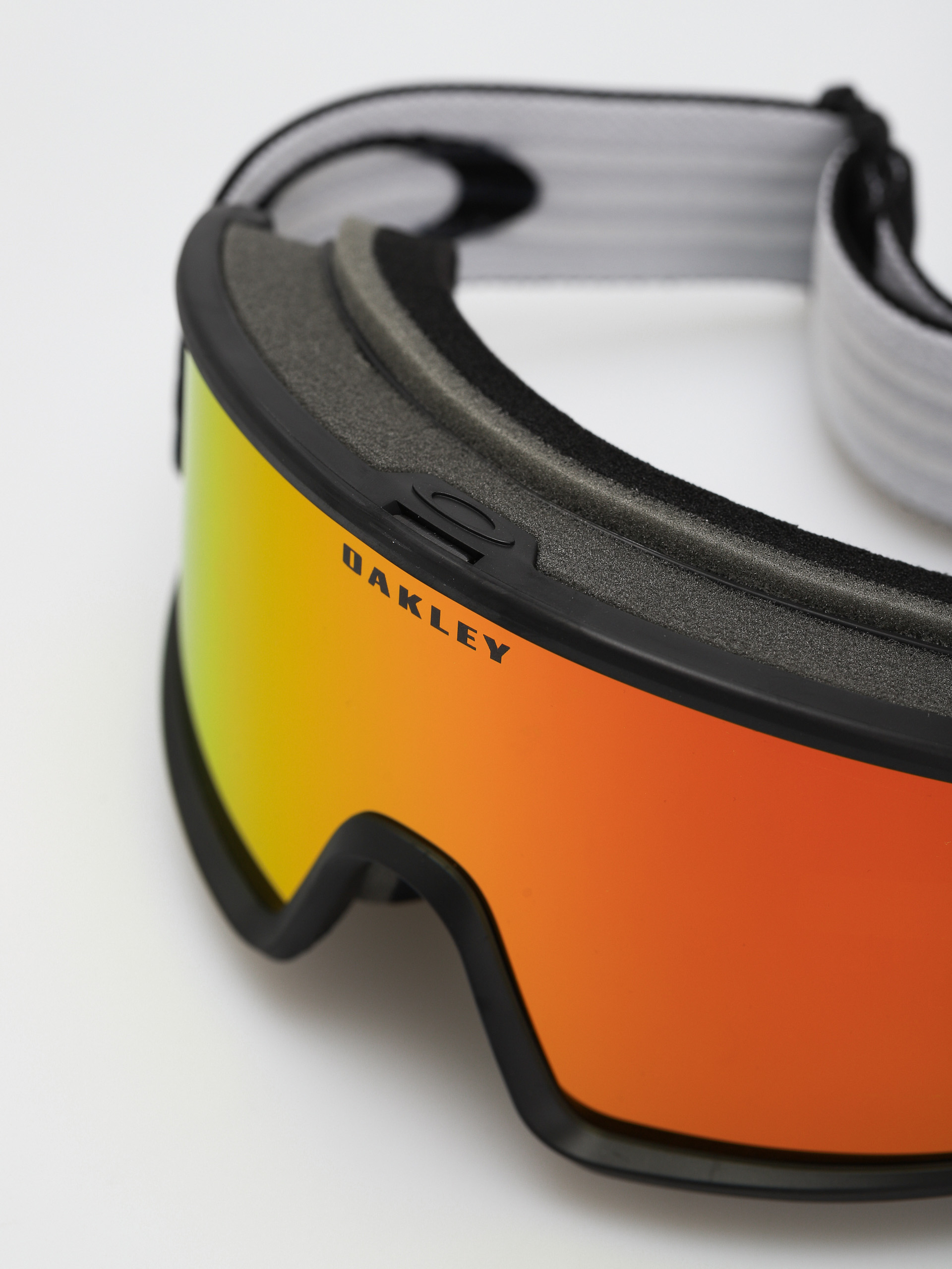Oakley Target Line M Snowboard szemüveg (matte black/fire iridium)