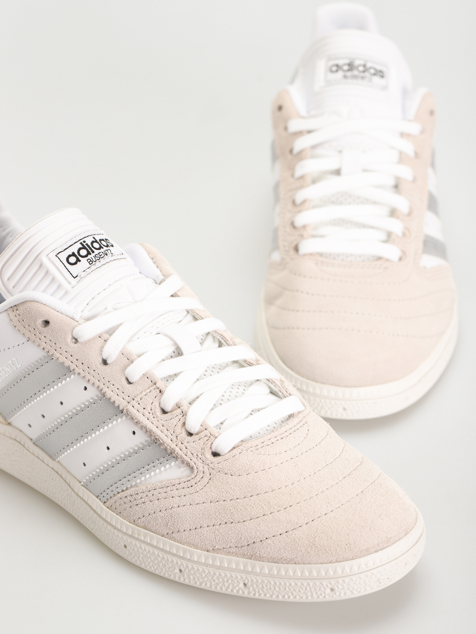 adidas Busenitz Cipők (crywht/silvmt/ftwwht)