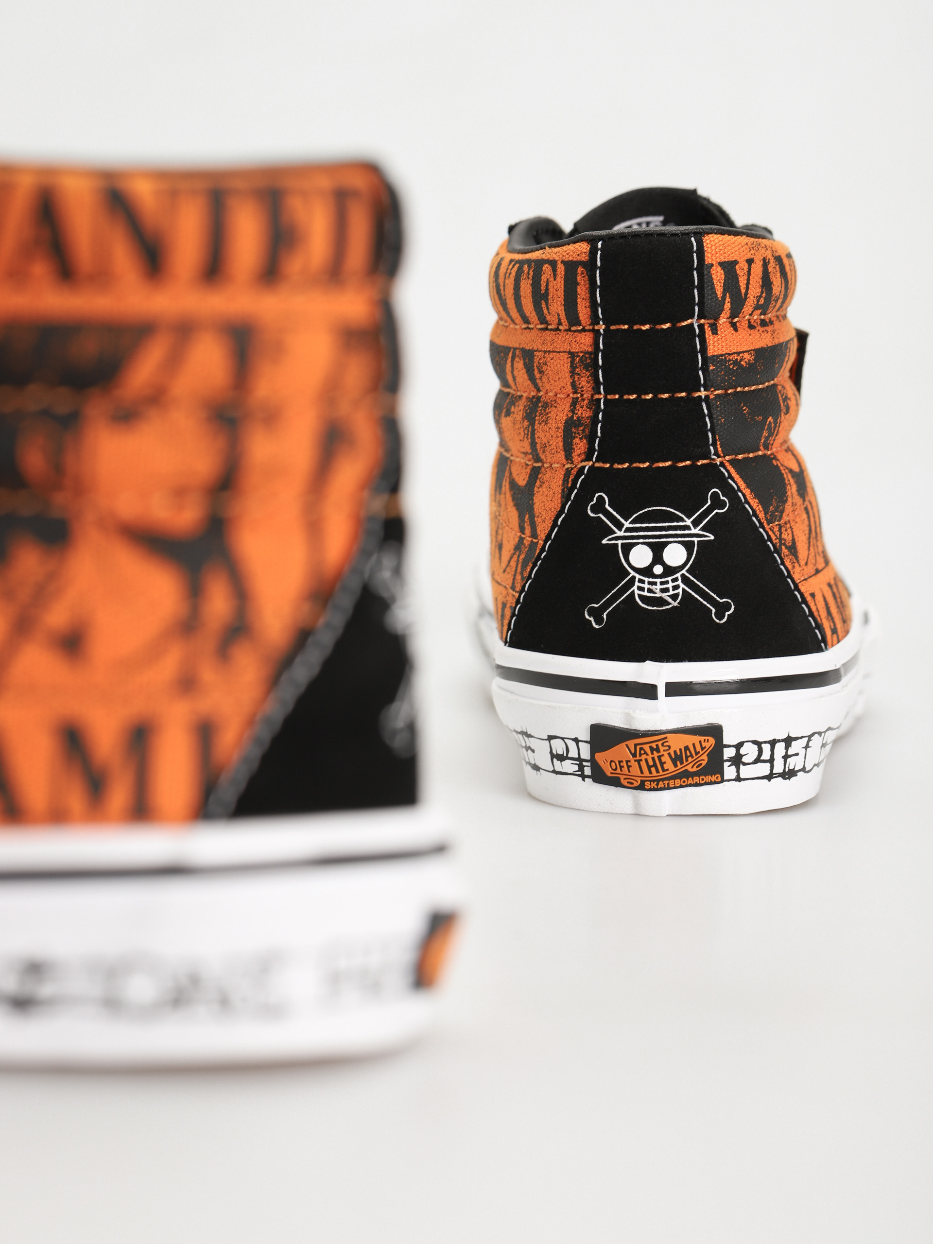 Vans X One Piece Skate Sk8 Hi Cipők (wanted nami orange)