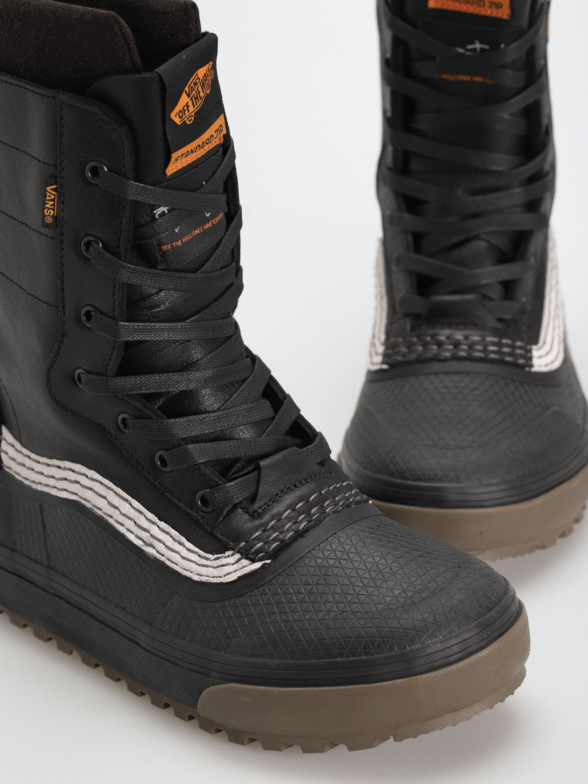 Vans Standard Zip Snow MTE Téli cipők (bryan iguchi black/dark gum)