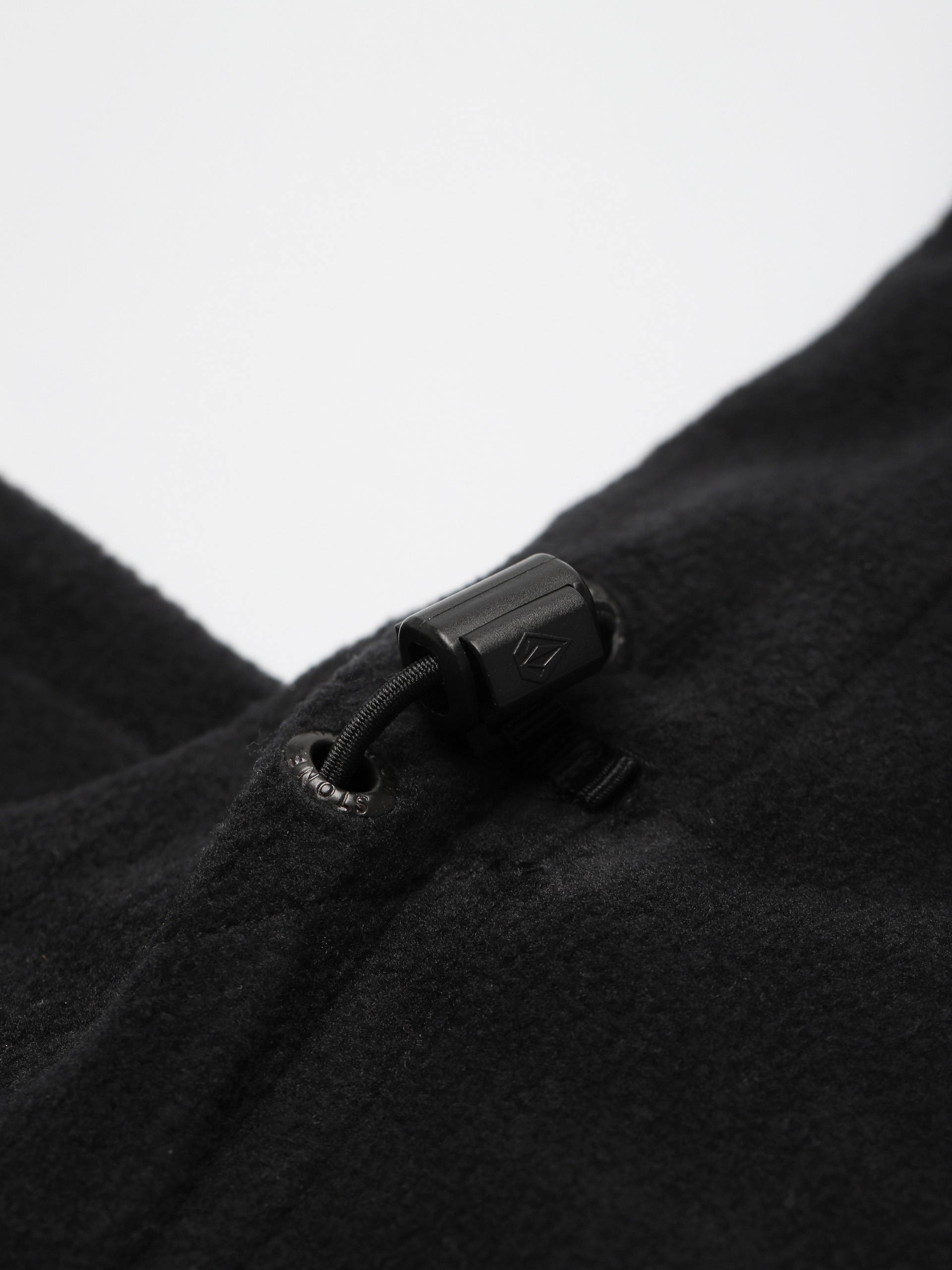 Volcom Travelin Hood Thingy Kendő (black)