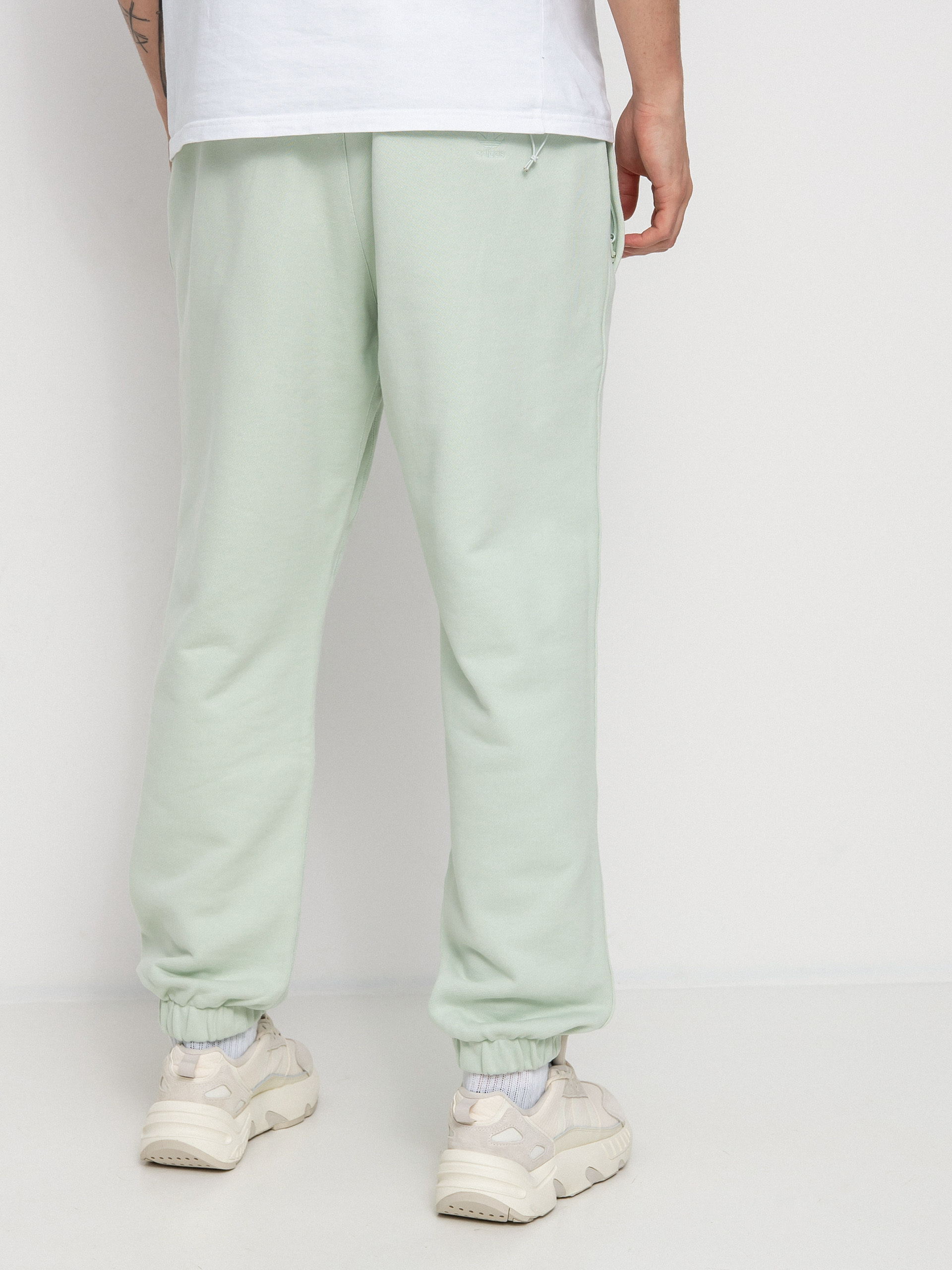 adidas Originals Pharrell Williams Basics Kisnadrág (lingrn)