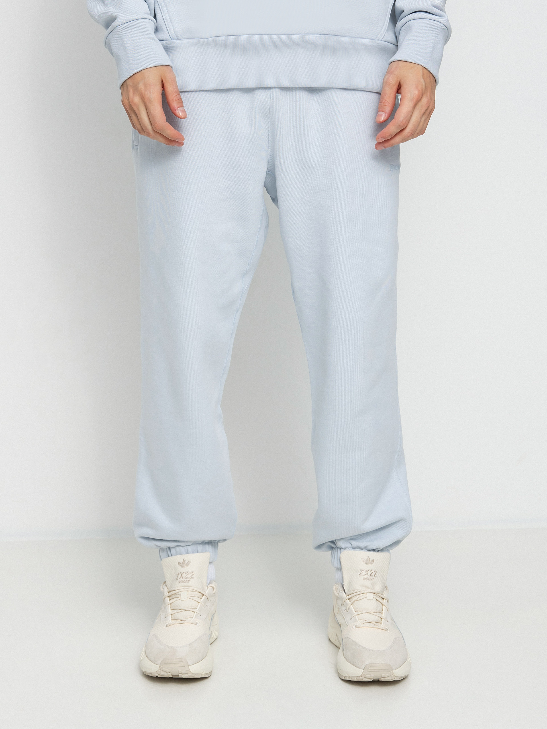 adidas Originals Pharrell Williams Basics Kisnadrág (halblu)