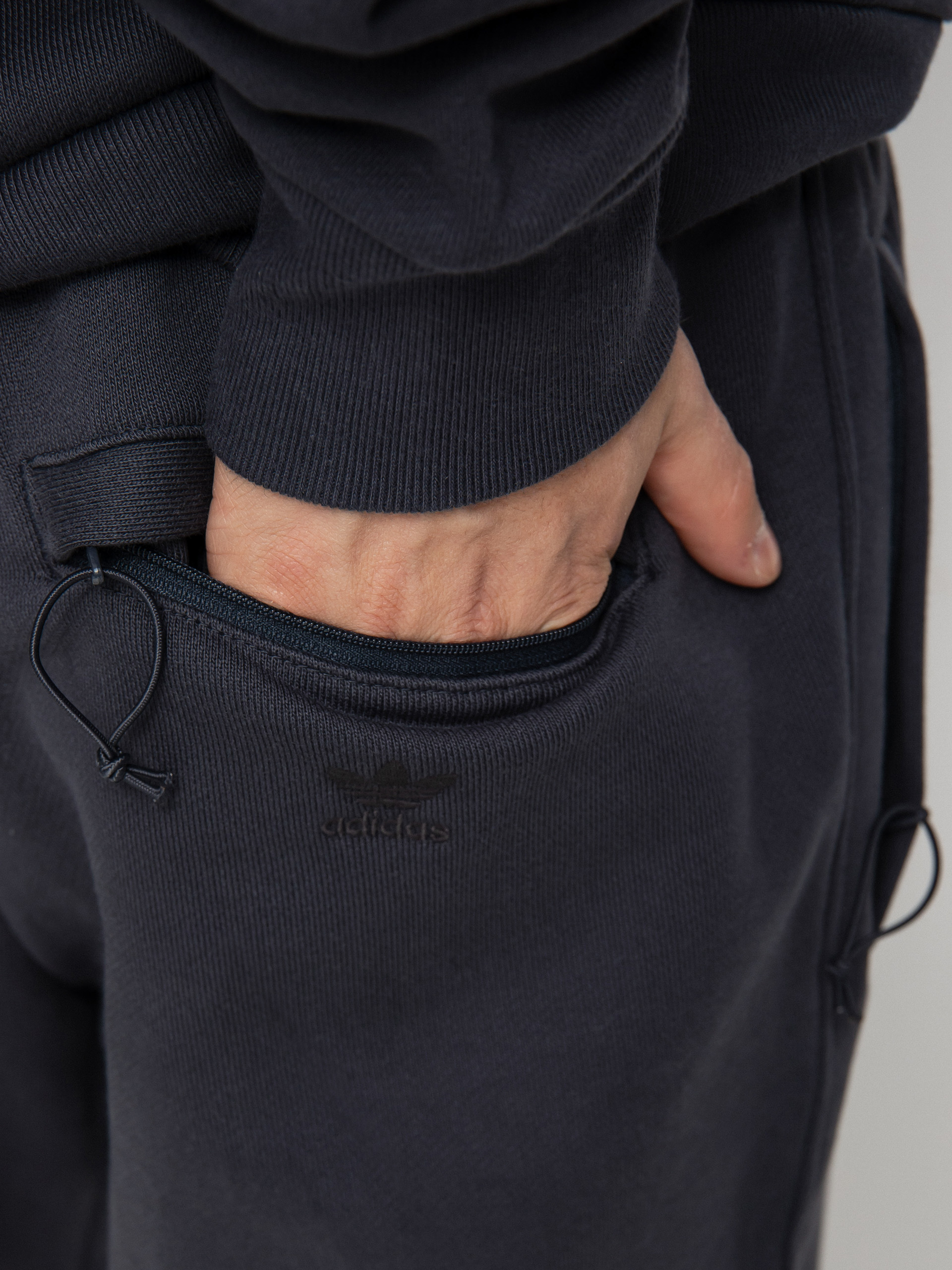 adidas Originals Pharrell Williams Basics Kisnadrág (ntgrey)