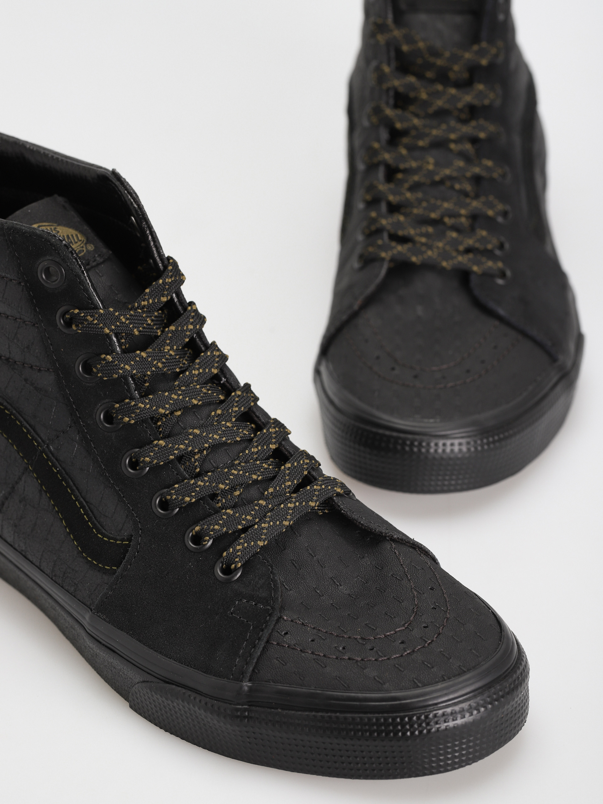 Vans Sk8 Hi Cipők (mono patchwork blackout)