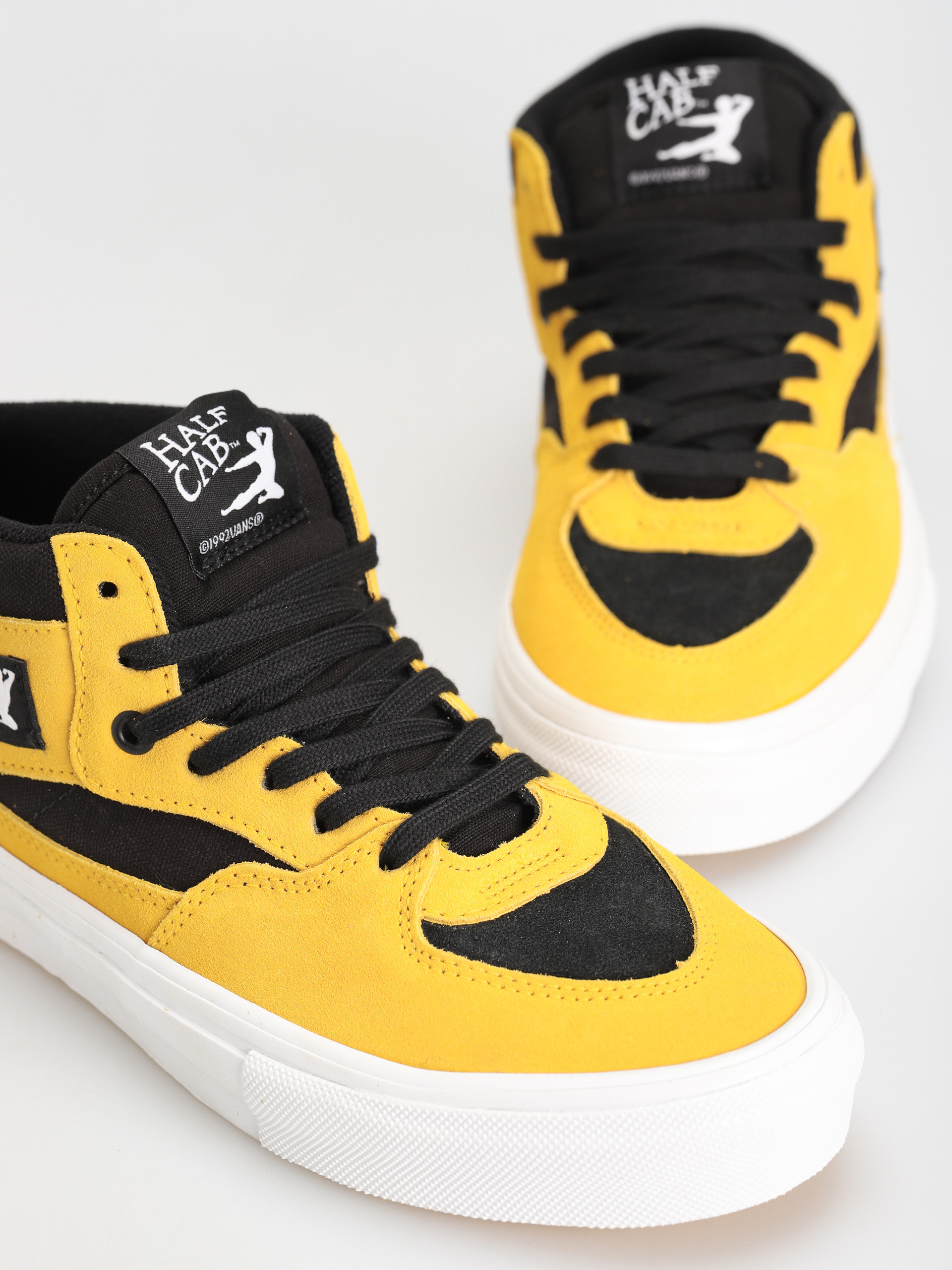 Vans X Bruce Lee Skate Half Cab Cipők (bruce lee black/yellow)