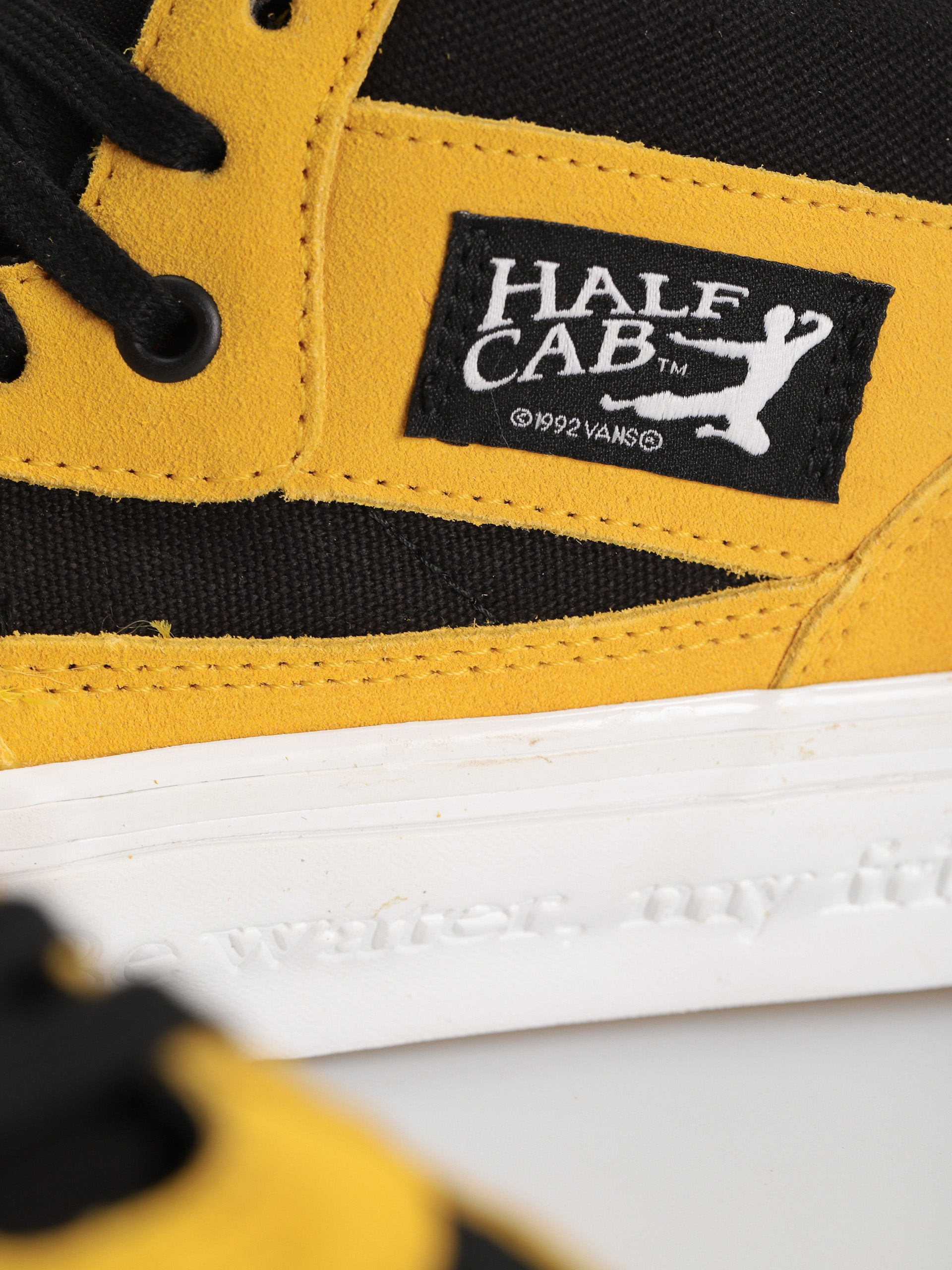 Vans X Bruce Lee Skate Half Cab Cipők (bruce lee black/yellow)