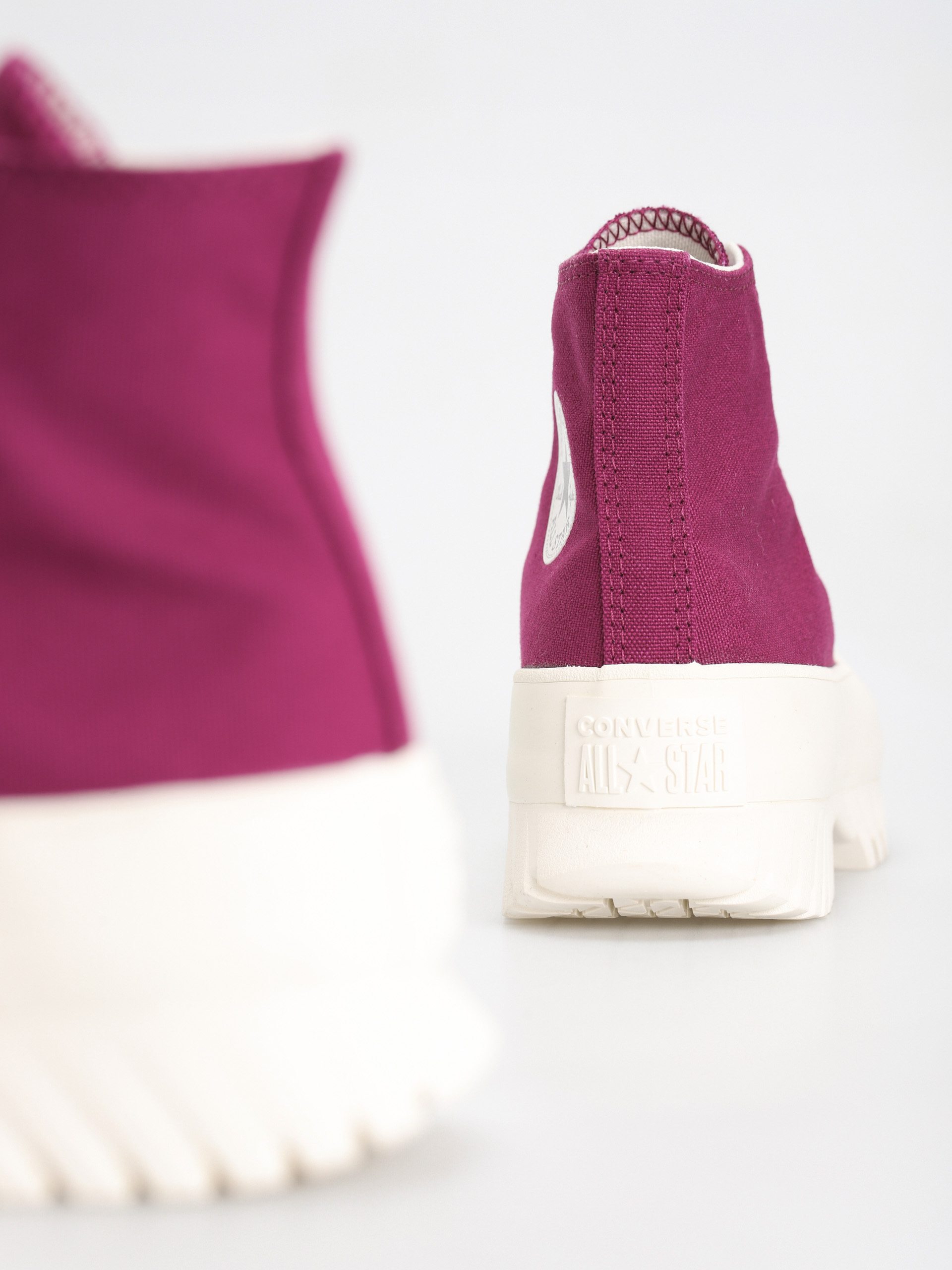 Converse Chuck Taylor All Star Lugged 2.0 Hi Cipők (mystic orchid/black)