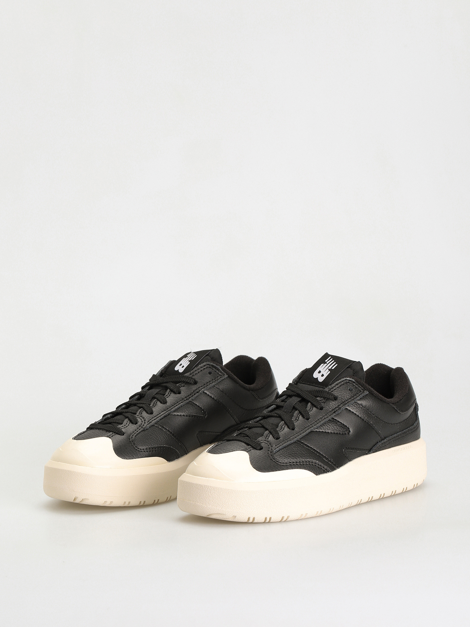 New Balance CT302 Cipők (black)