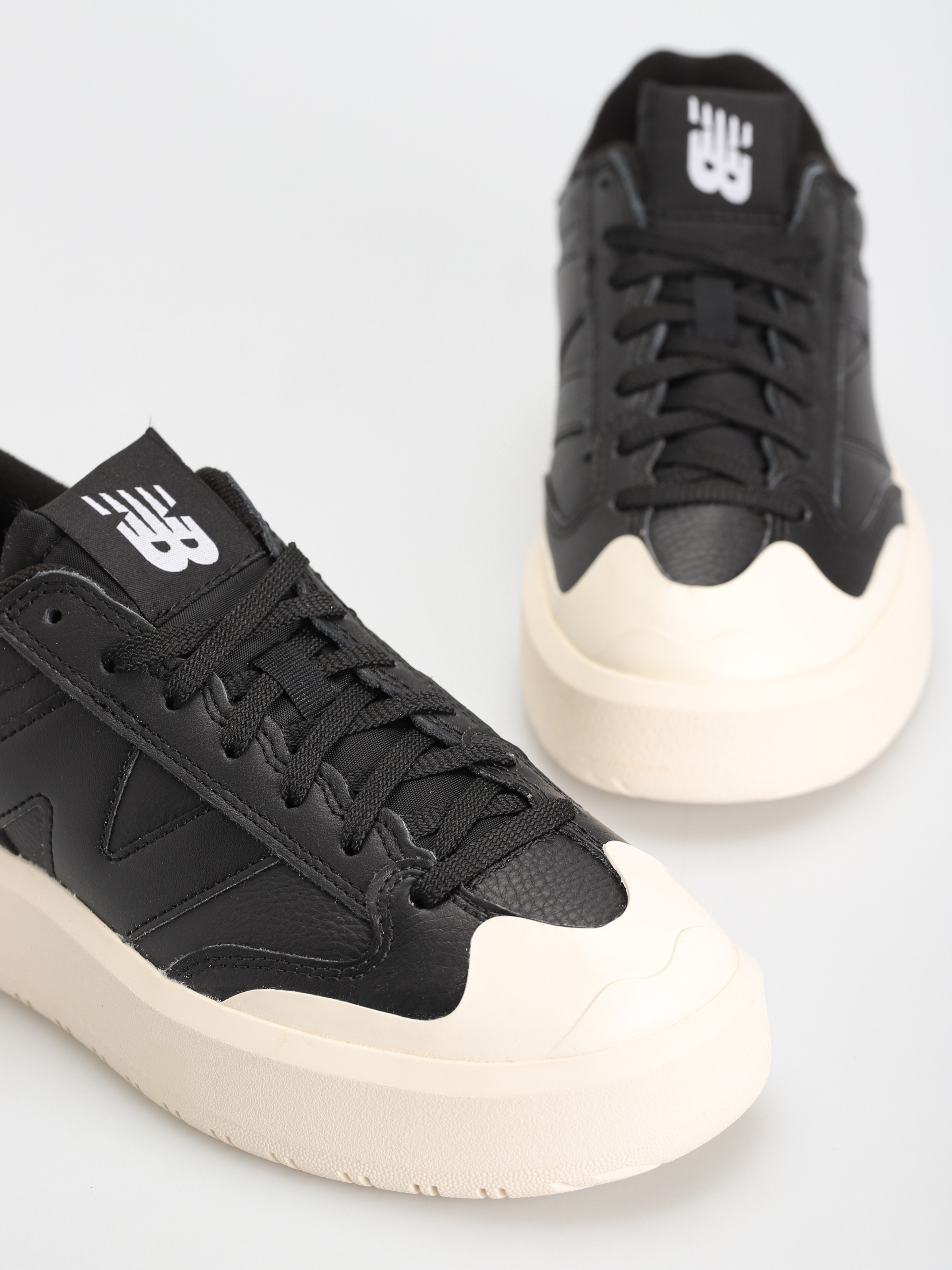 New Balance CT302 Cipők (black)