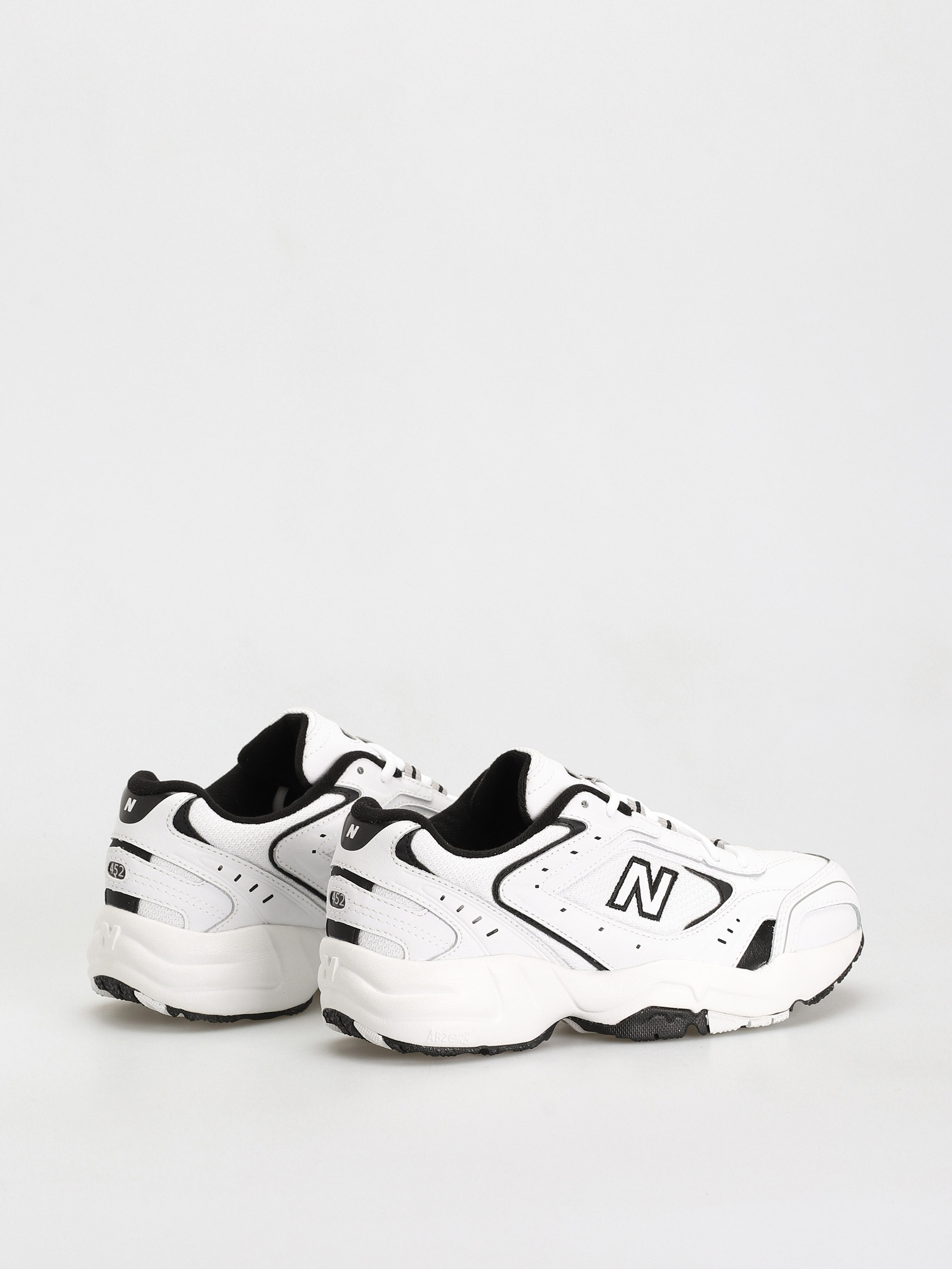 Buty New Balance 452 Wmn (white/black)
