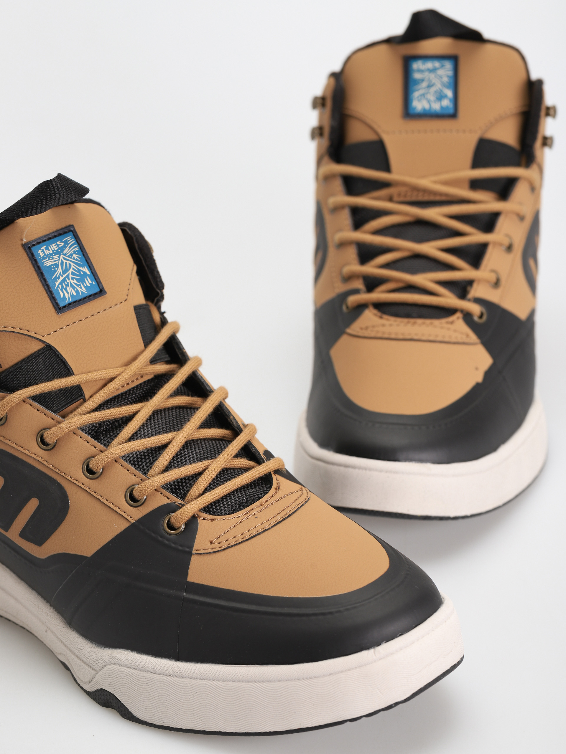 Etnies Jones Mtw Cipők (brown/black)