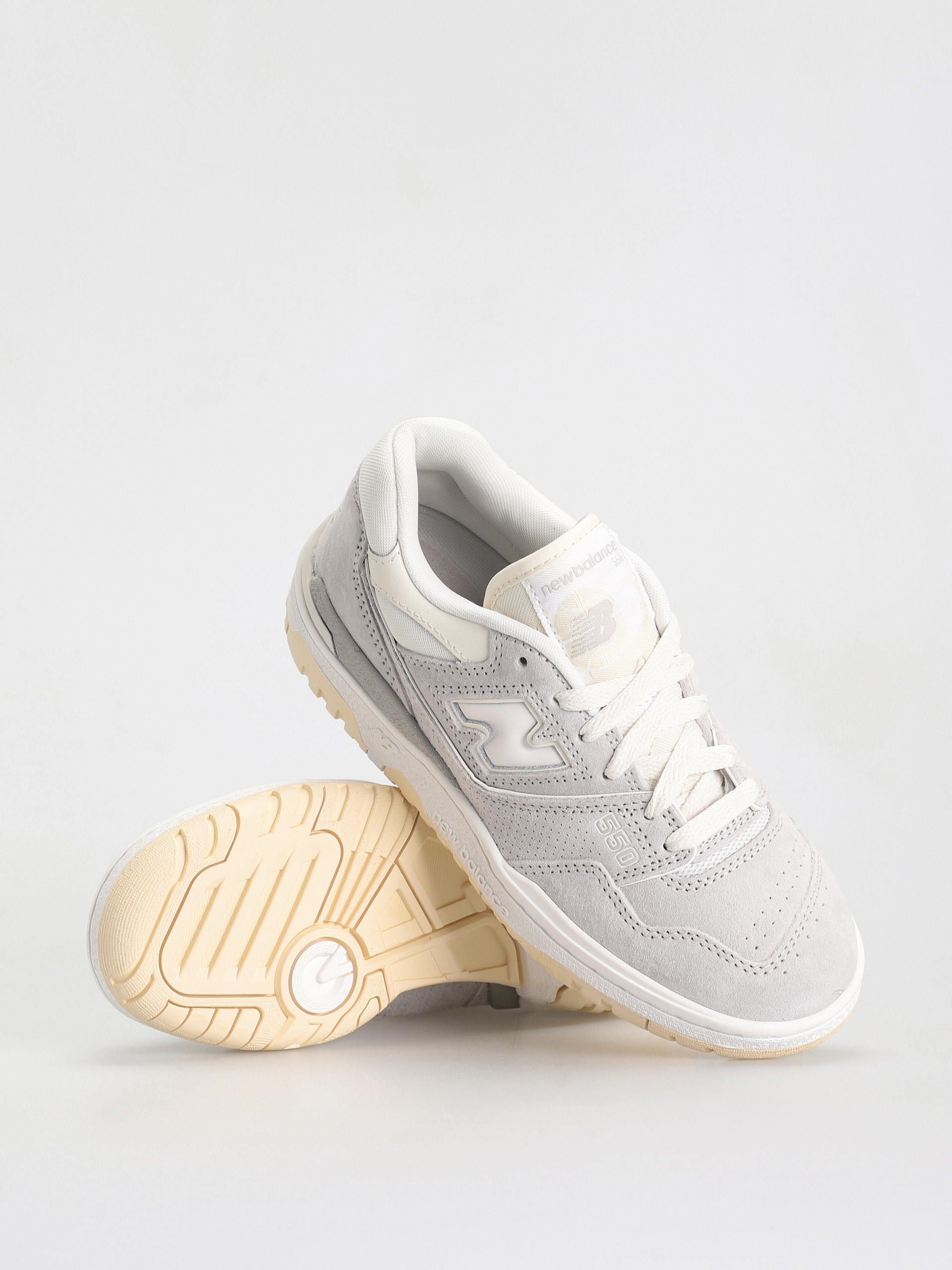 New Balance 550 Cipők (grey suede)