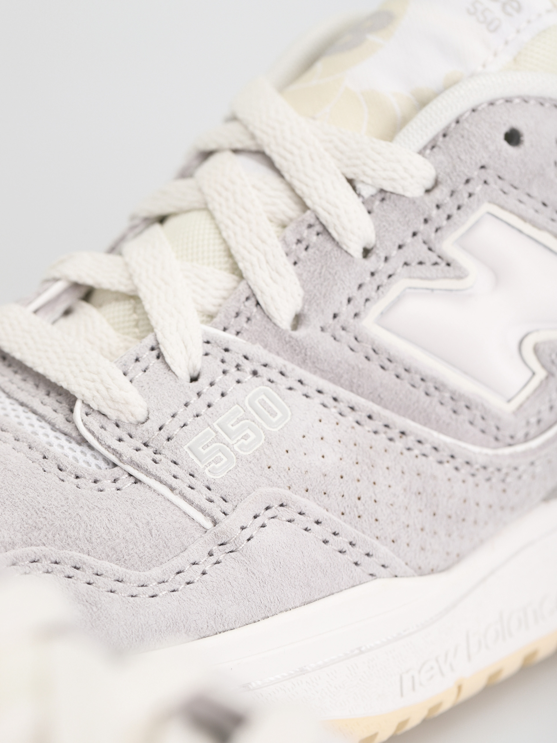 New Balance 550 Cipők (grey suede)