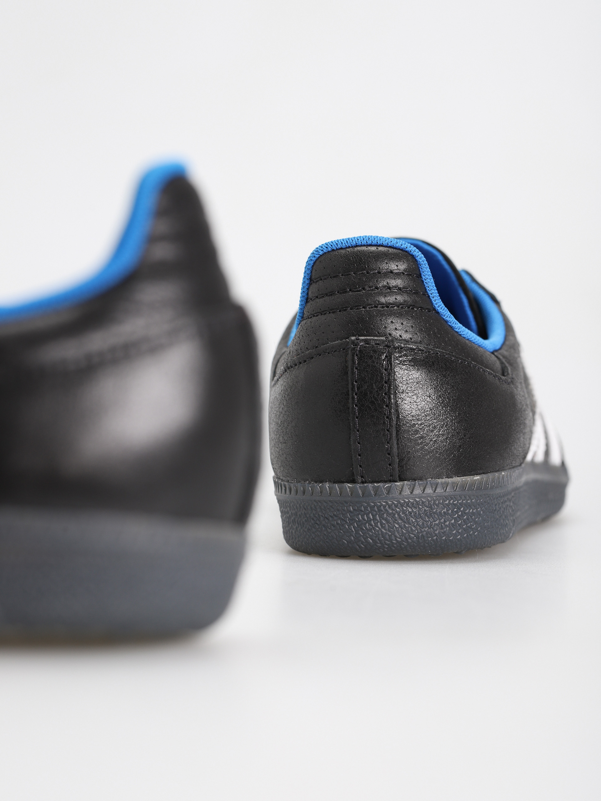 adidas Samba Adv Ryr Cipők (cblack/ftwwht/blubir)