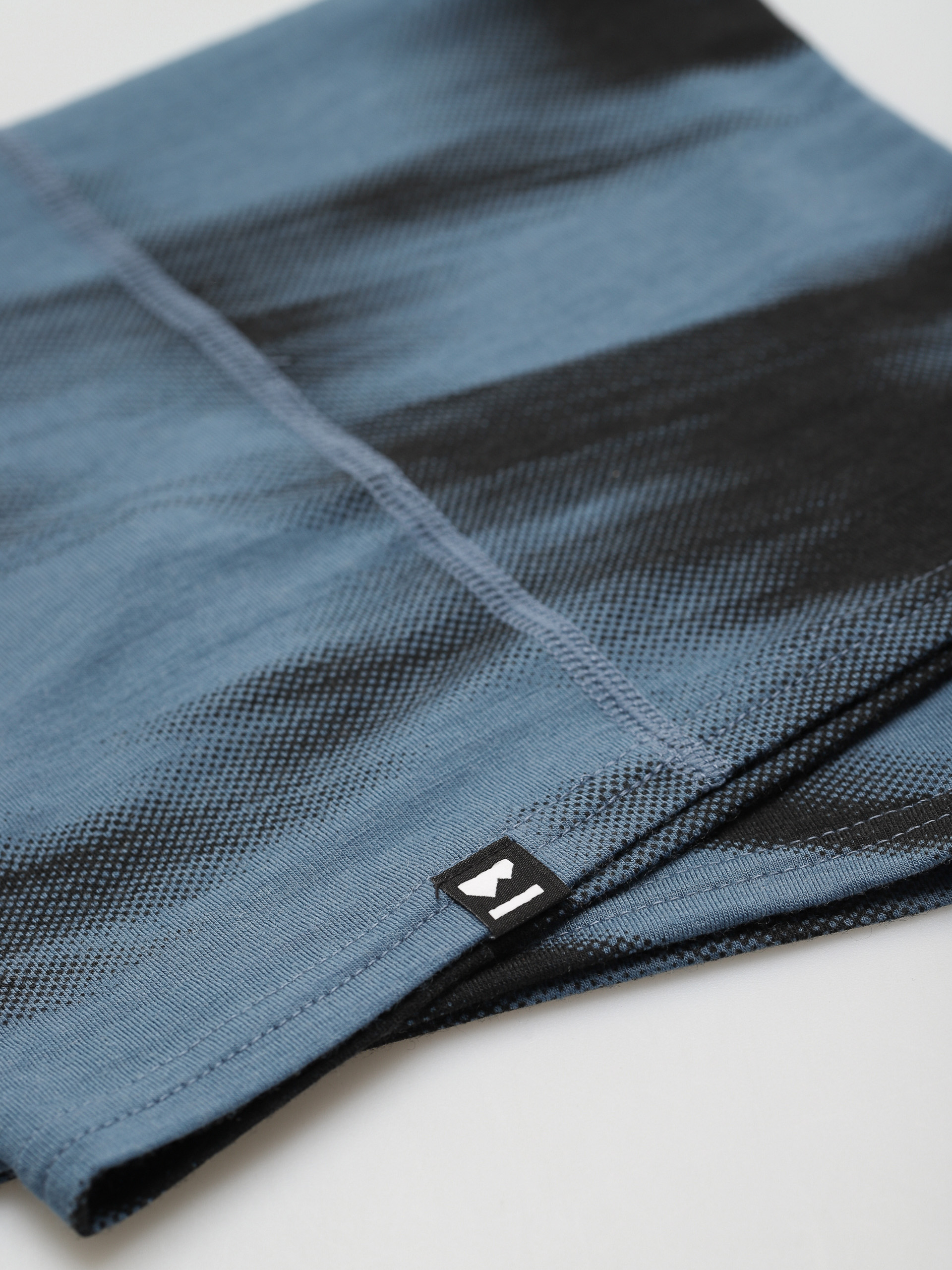 Mons Royale Daily Dose Merino Kendő (blue motion)