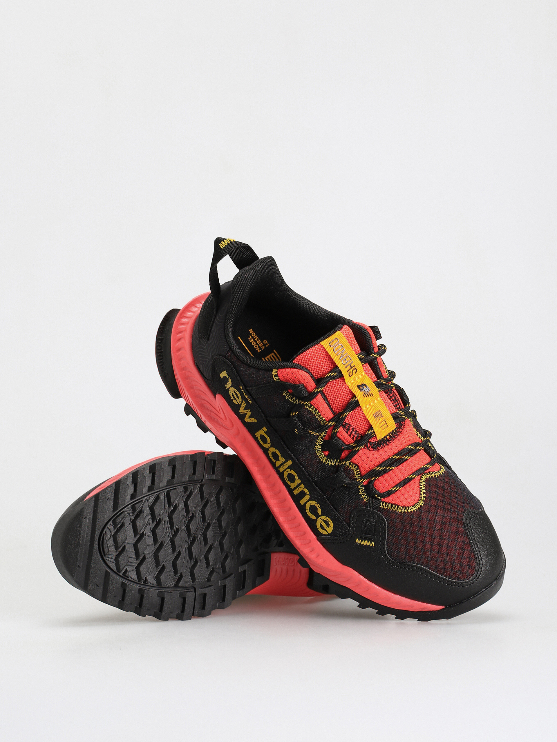 New Balance Shando Cipők (black/red)