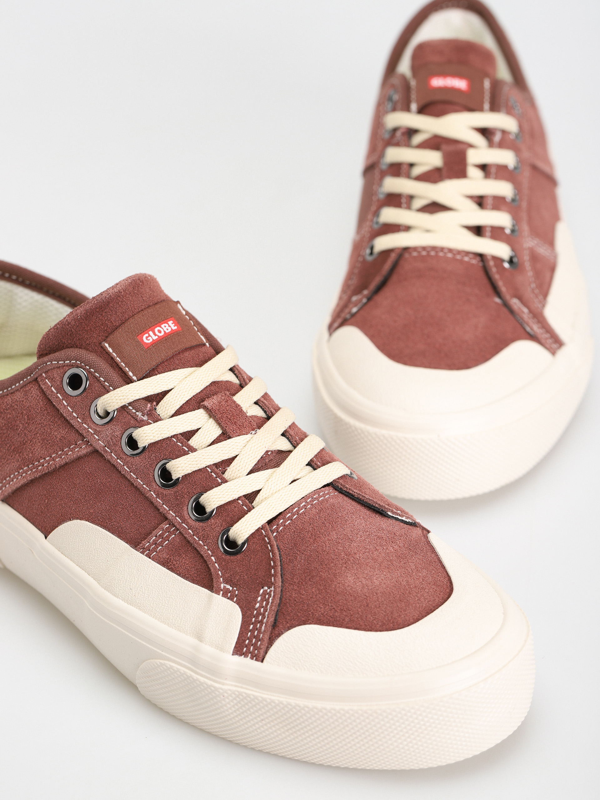 Globe Surplus Cipők (sepia/antique)