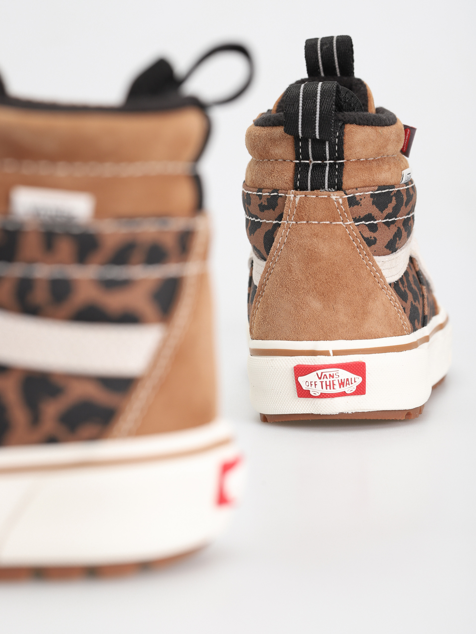 Vans Sk8 Hi MTE 2 Cipők (chipmunk/leopard)
