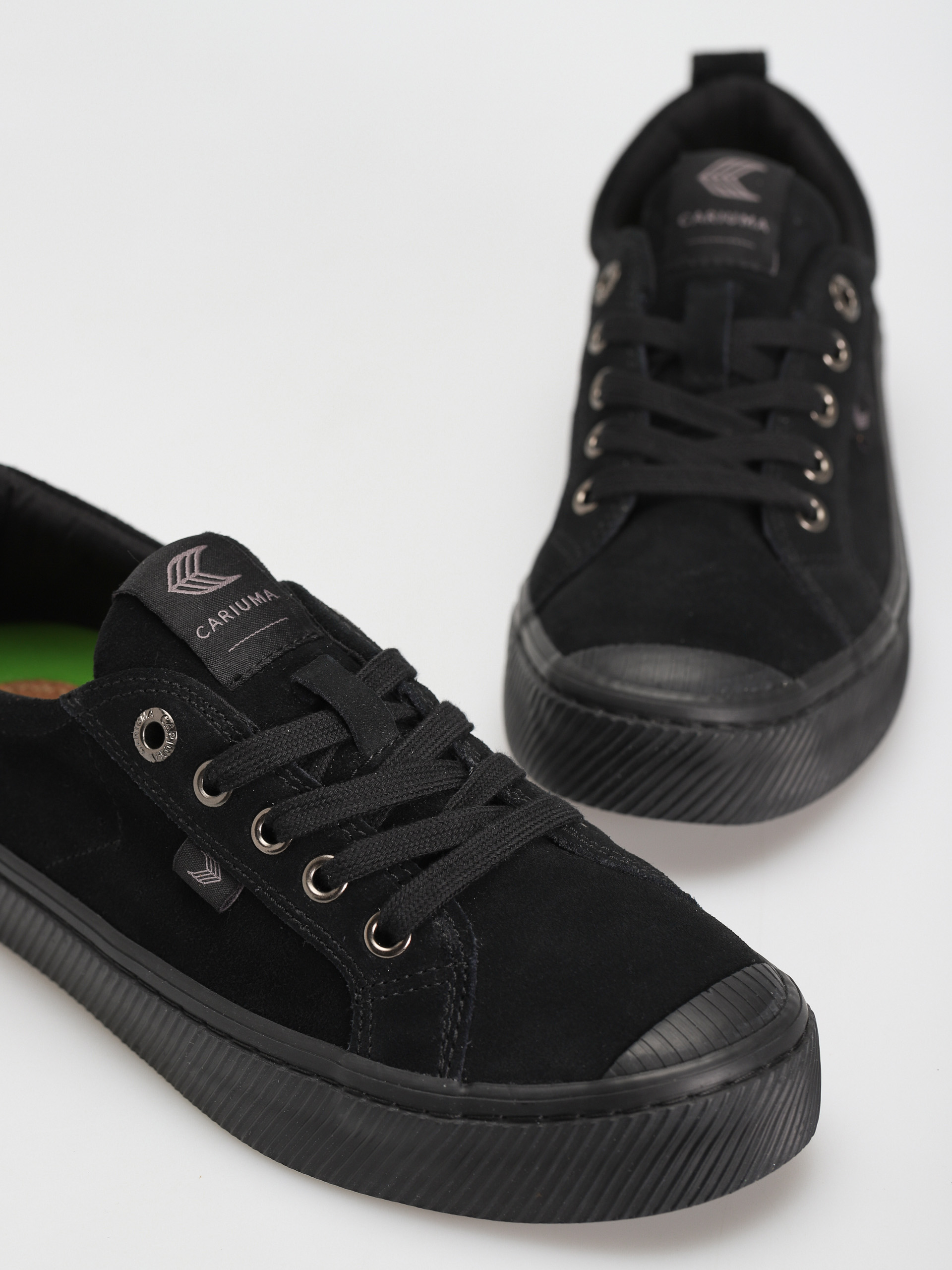 Cariuma Oca Low Cipők (all black)