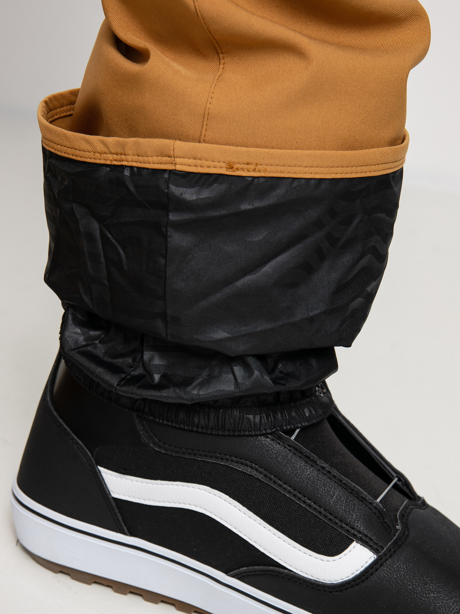 Férfi Volcom 5 Pocket Tight Snowboard nadrág (caramel)