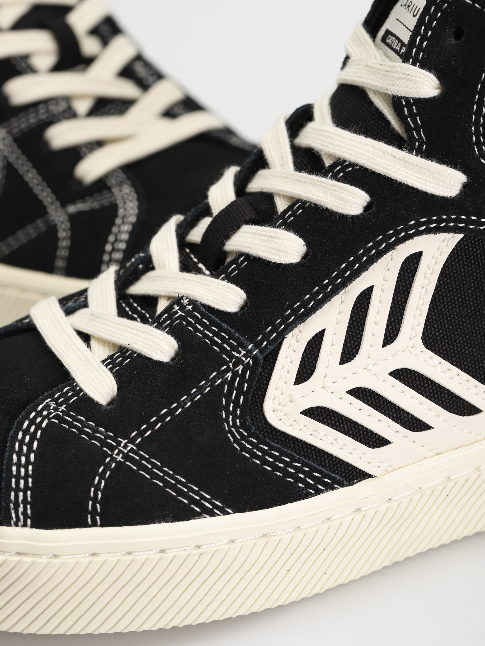 Cariuma Catiba High Pro Cipők (khaki)