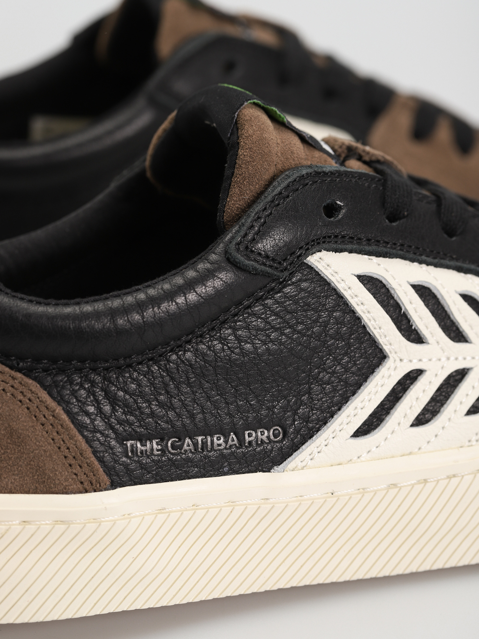 Cariuma Catiba Pro Cipők (khaki)