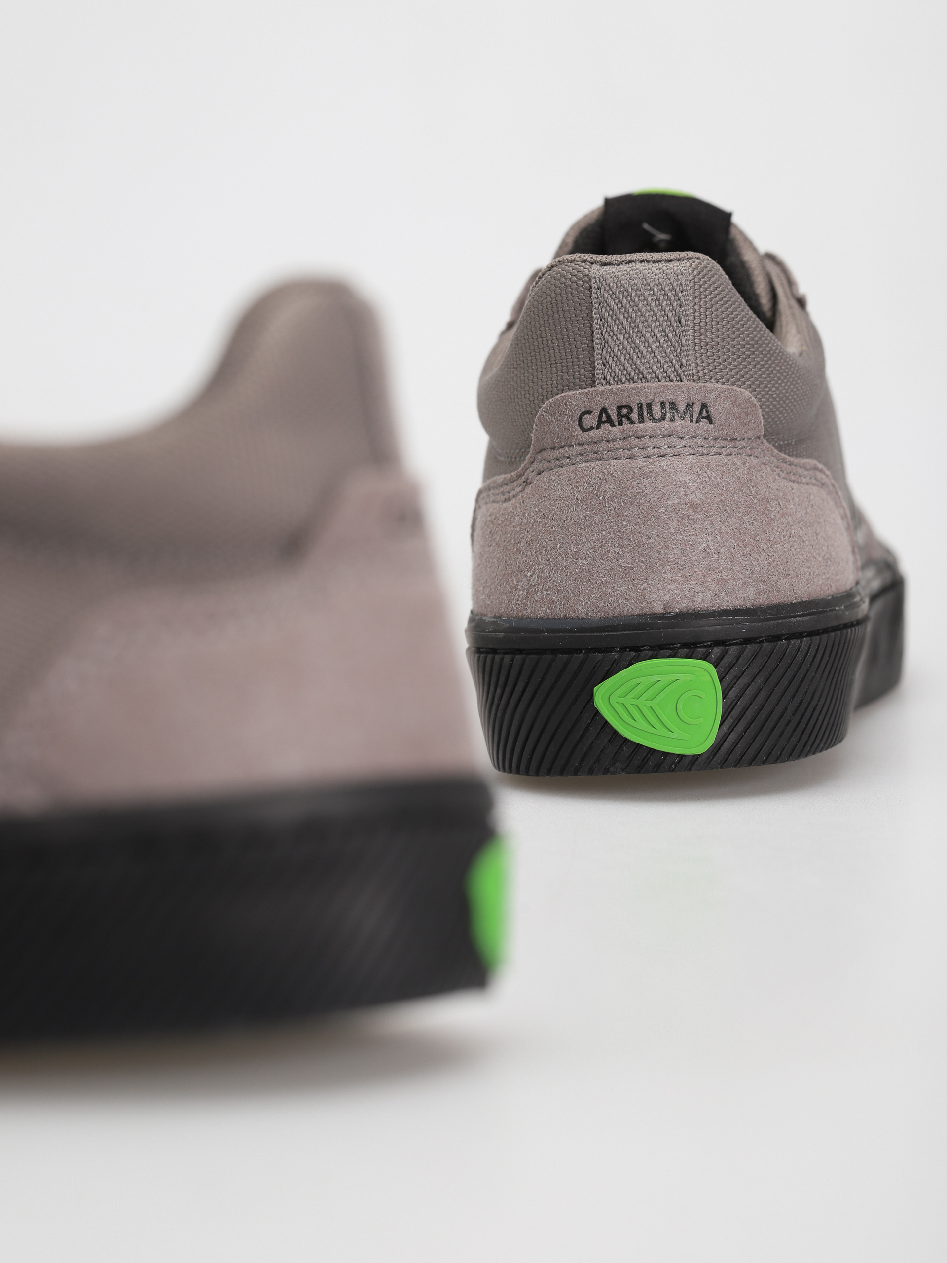 Cariuma Vallely Cipők (grey/black)