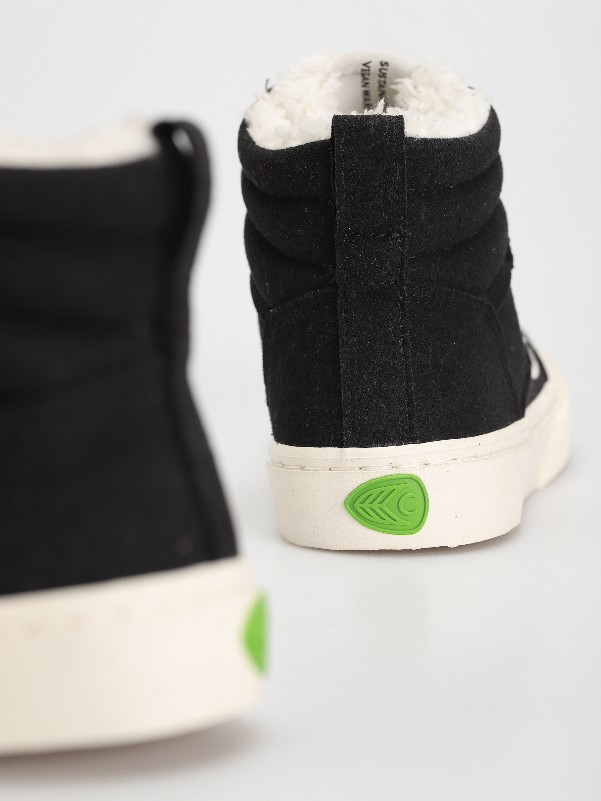 Cariuma Caturi Cipők (black/ivory)