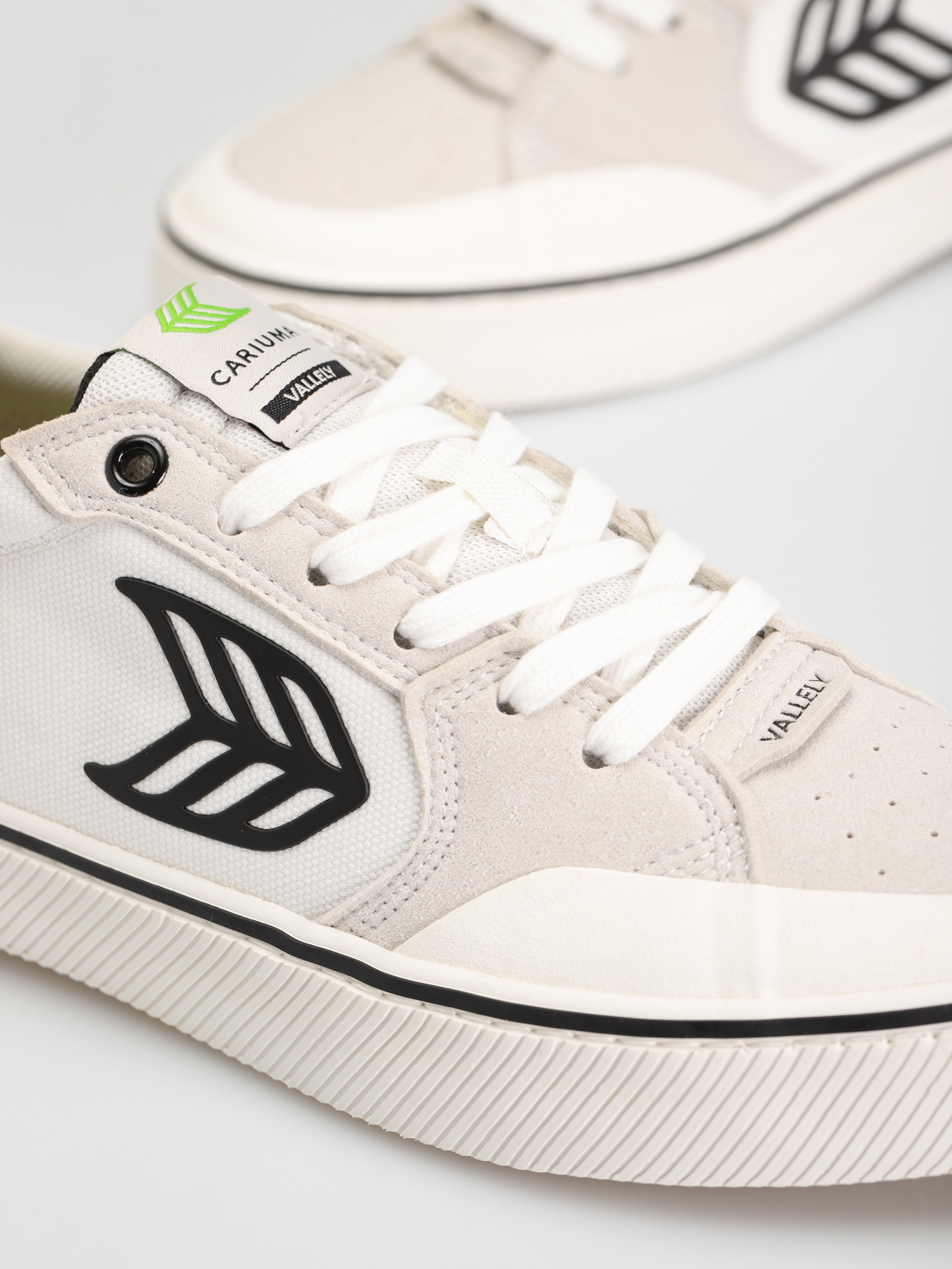 Cariuma Vallely Cipők (off white vintage/black)