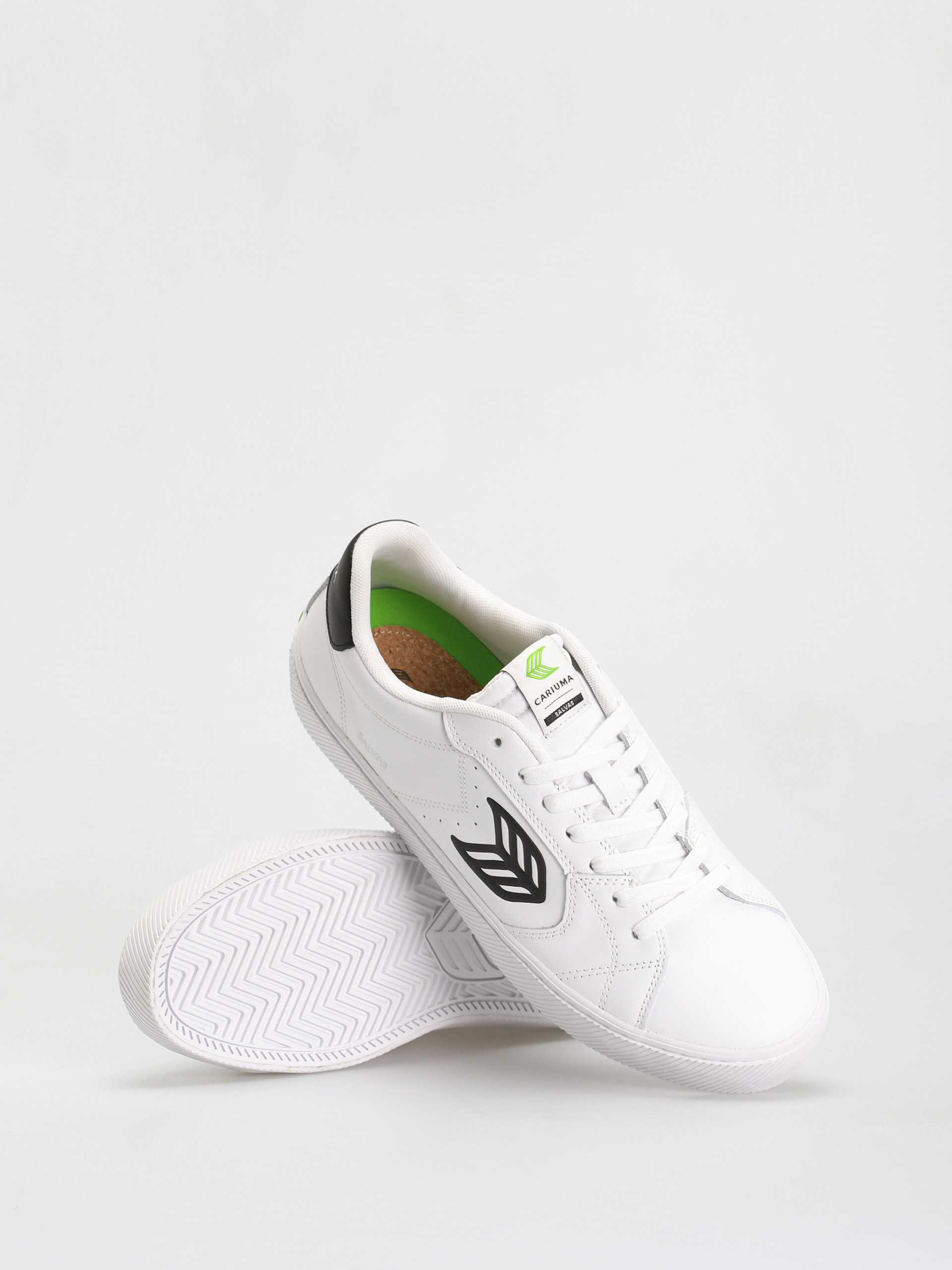 Cariuma Salvas Cipők (white/ black)