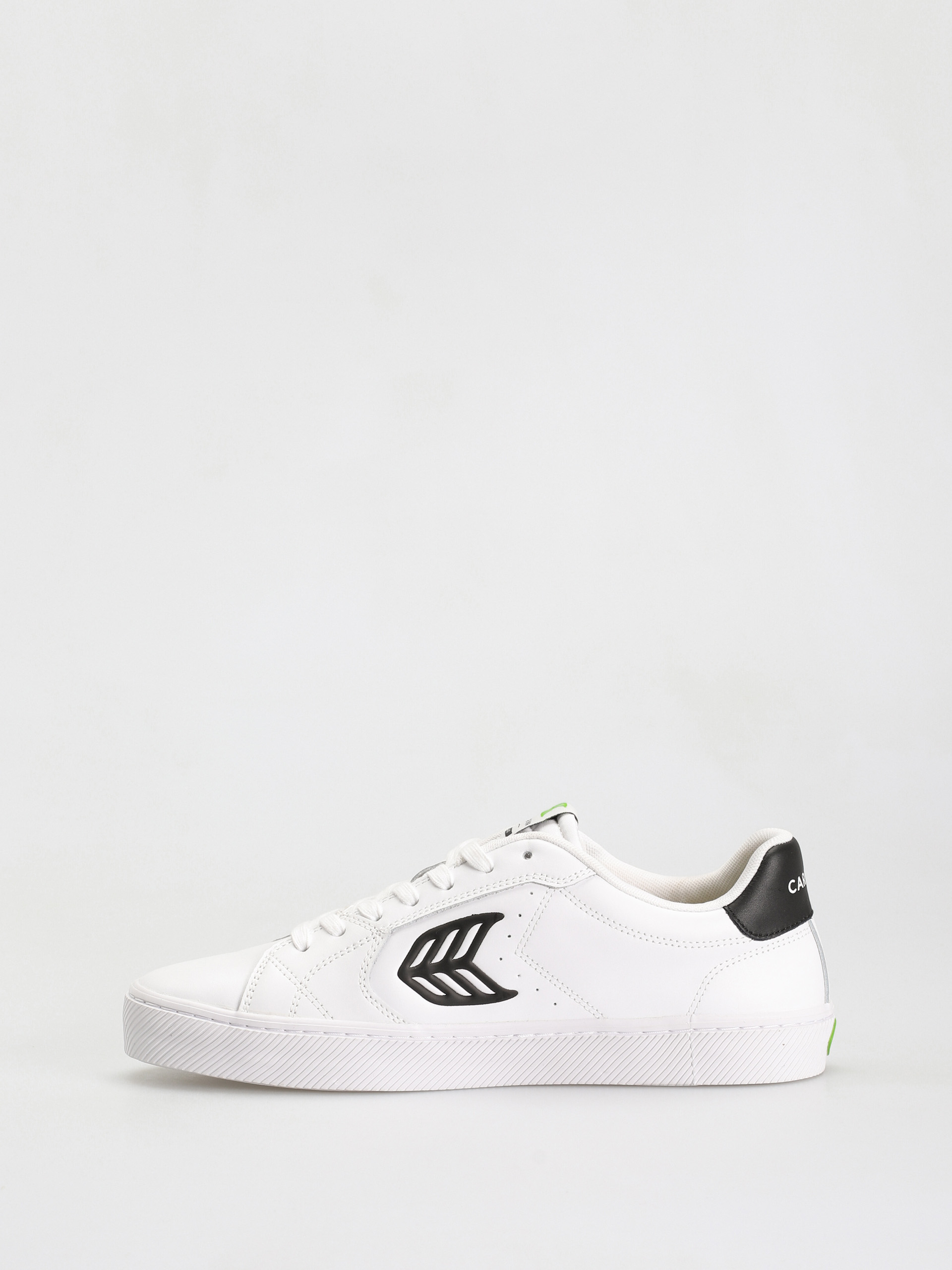 Cariuma Salvas Cipők (white/ black)