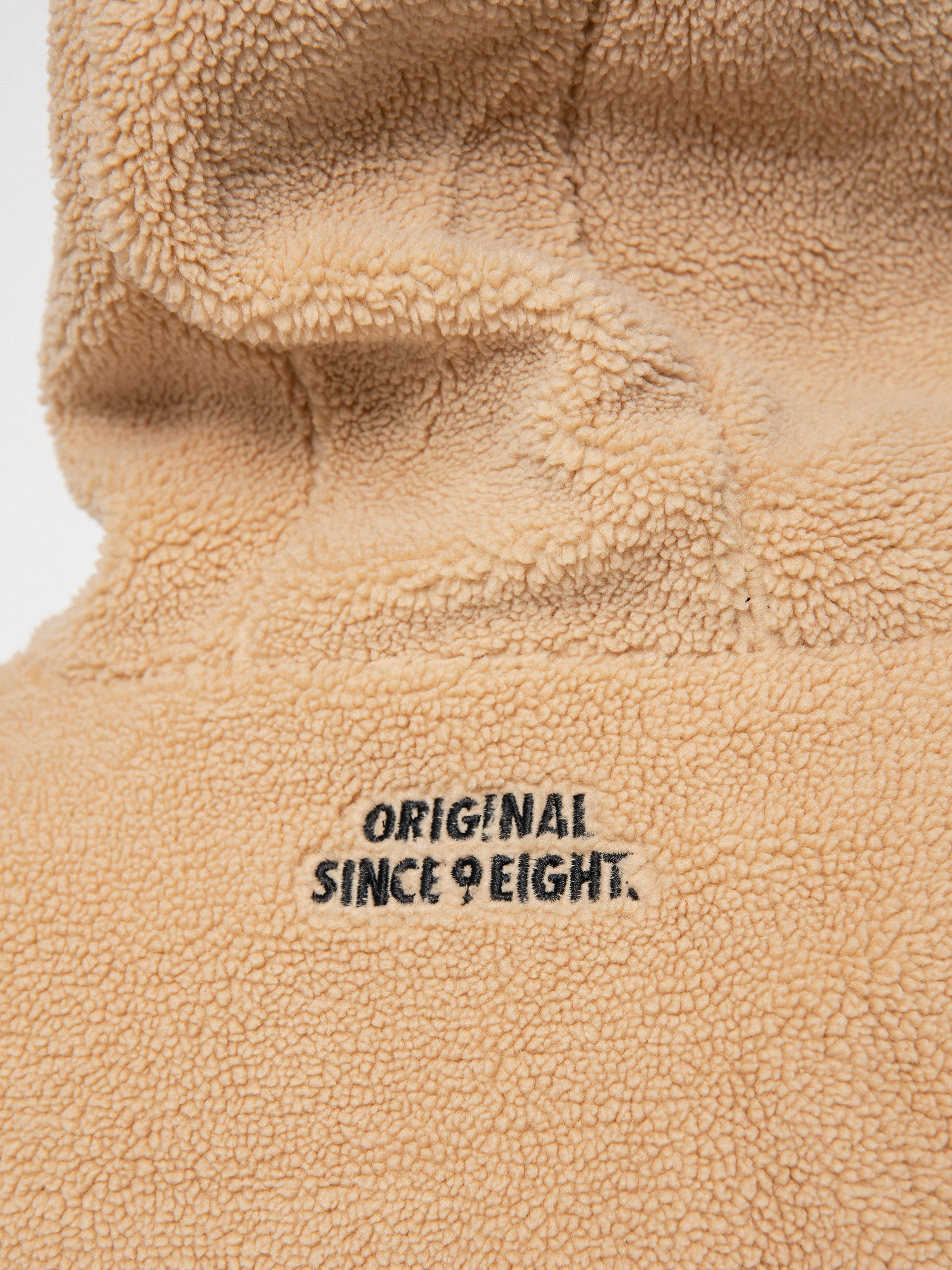 MassDnm Result Dzseki (black/beige)