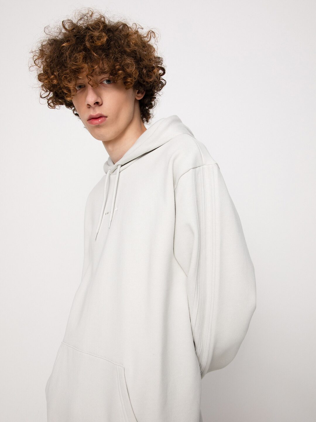 adidas Originals Ess Logo HD Kapucnis pulóver (orbgry)