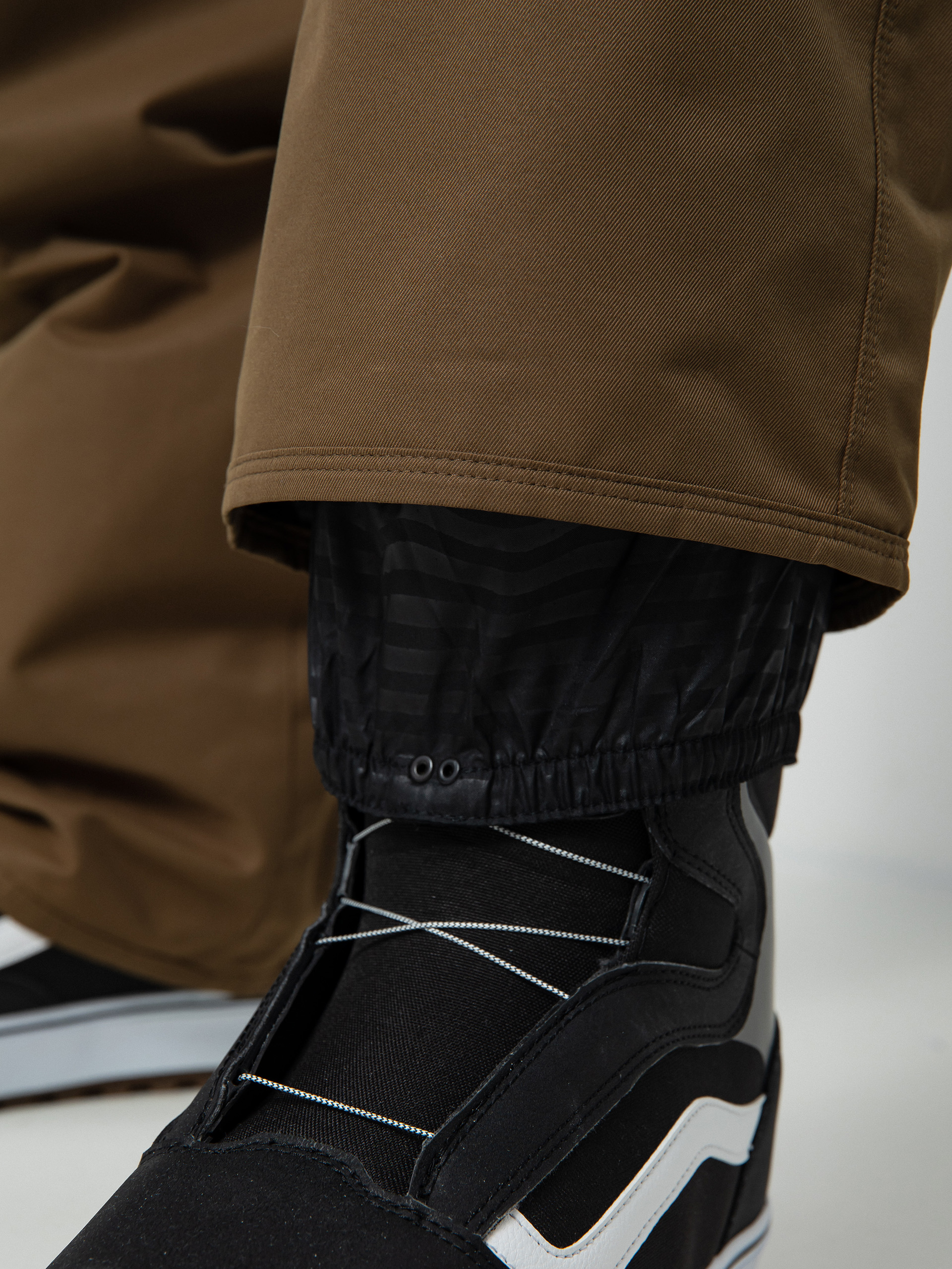 Férfi Volcom 5 Pocket Snowboard nadrág (dark teak)