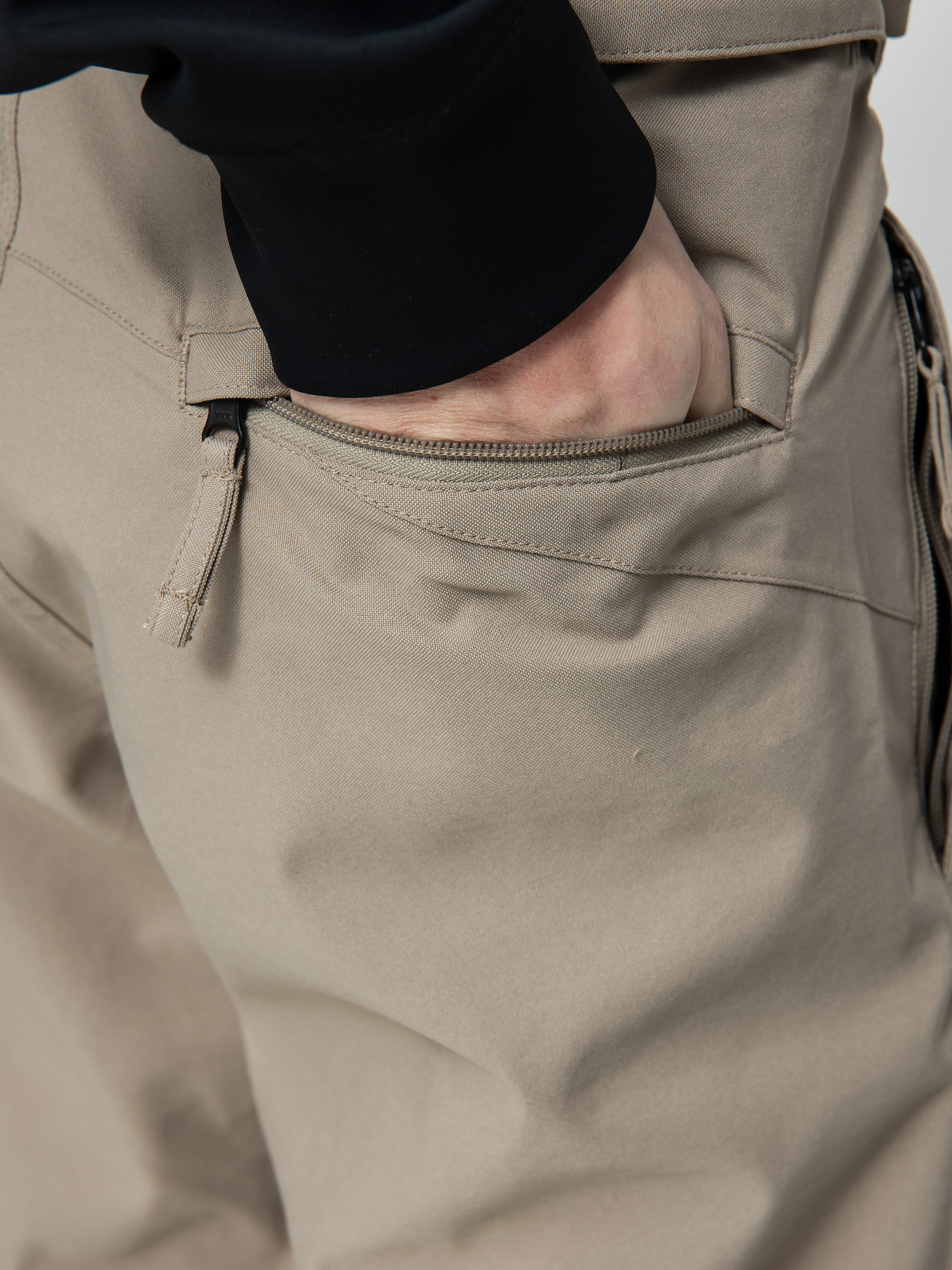 Férfi Volcom Freakin Snow Chino Snowboard nadrág (dark khaki)