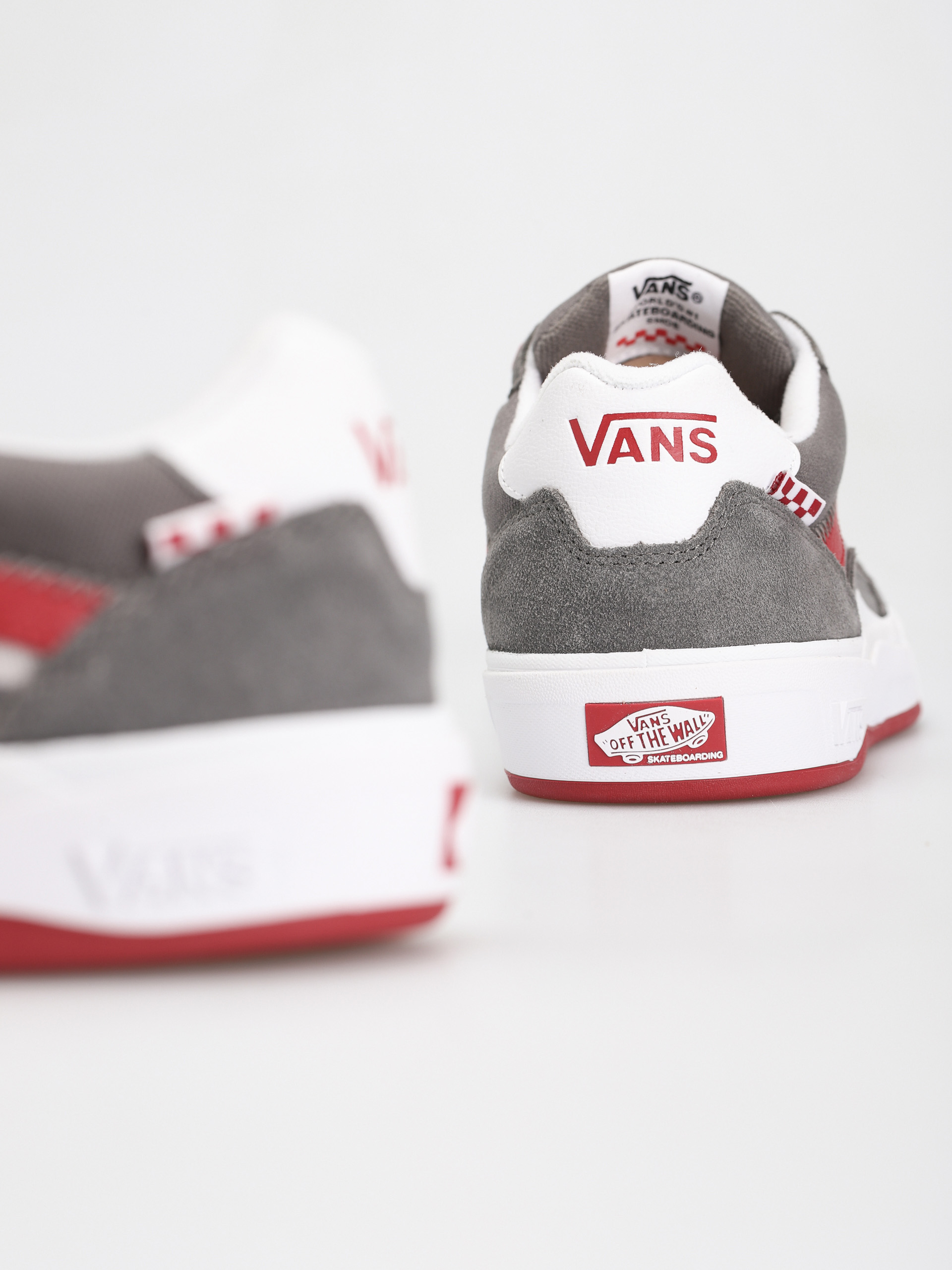Vans Wayvee Cipők (gray/red)