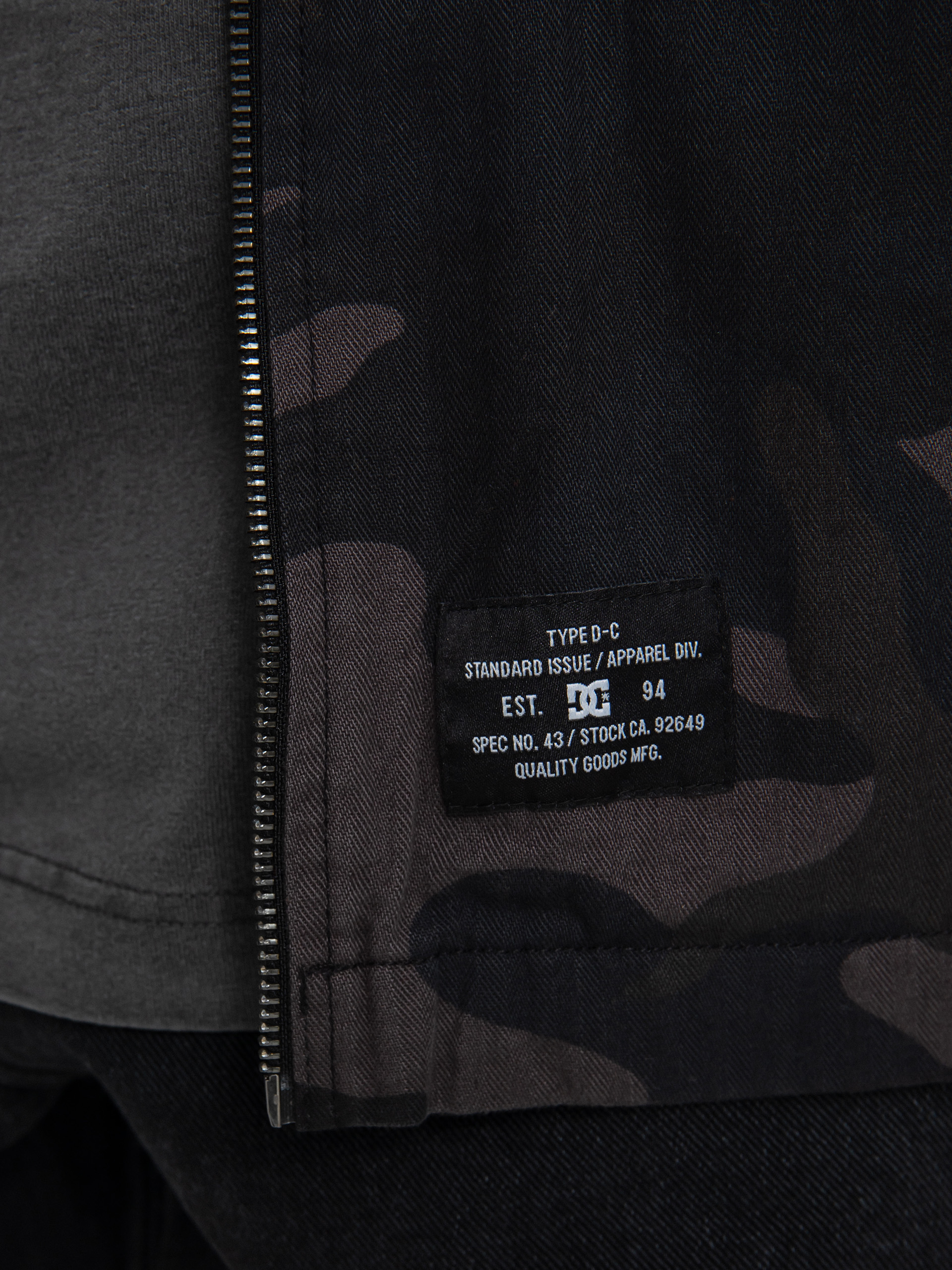 DC Admiral 3 Dzseki (black camo)