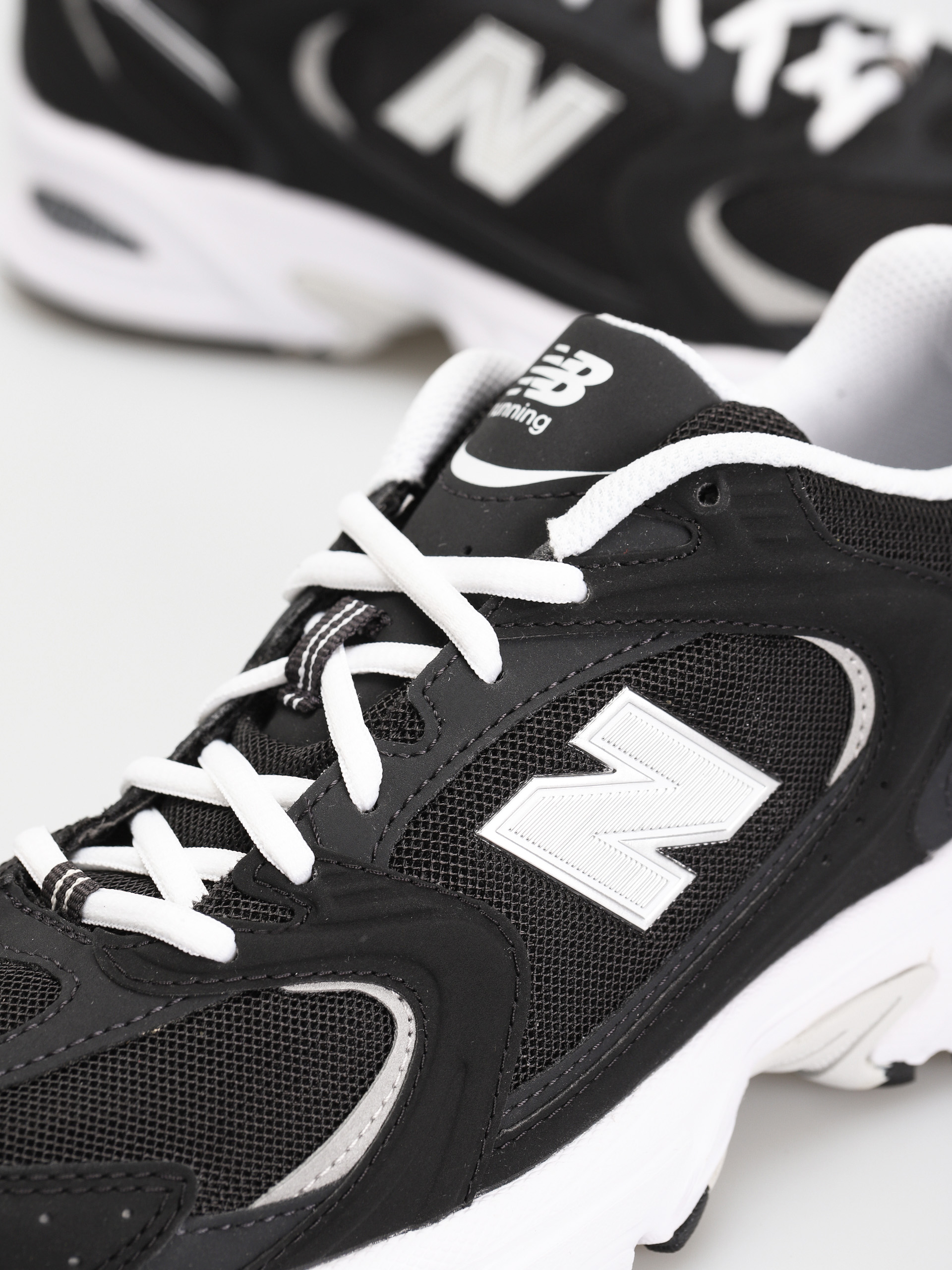 New Balance 530 Cipők (black)