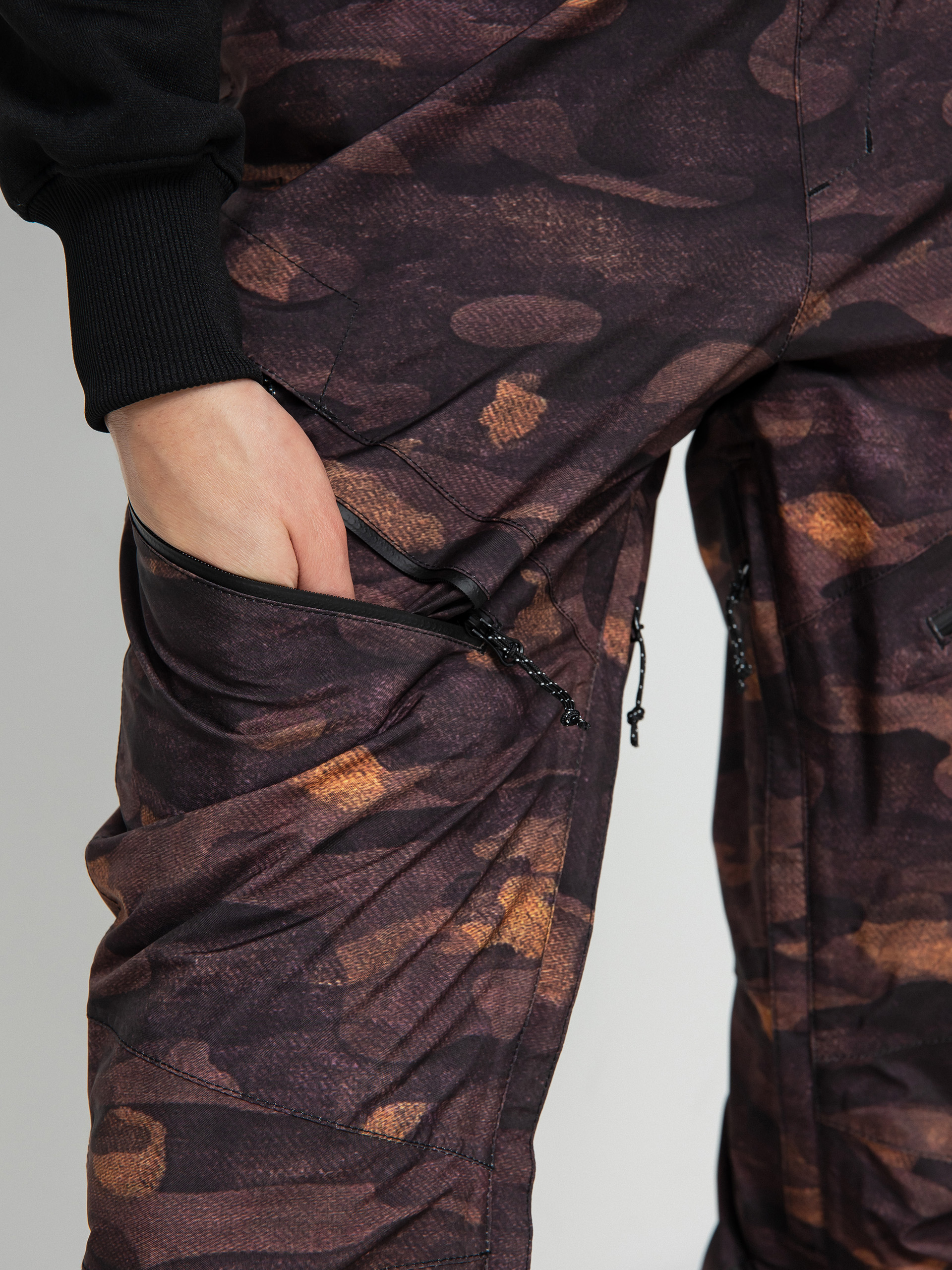 Női Volcom Elm Stretch Gore Bib Overall Snowboard nadrág (dusk camo)