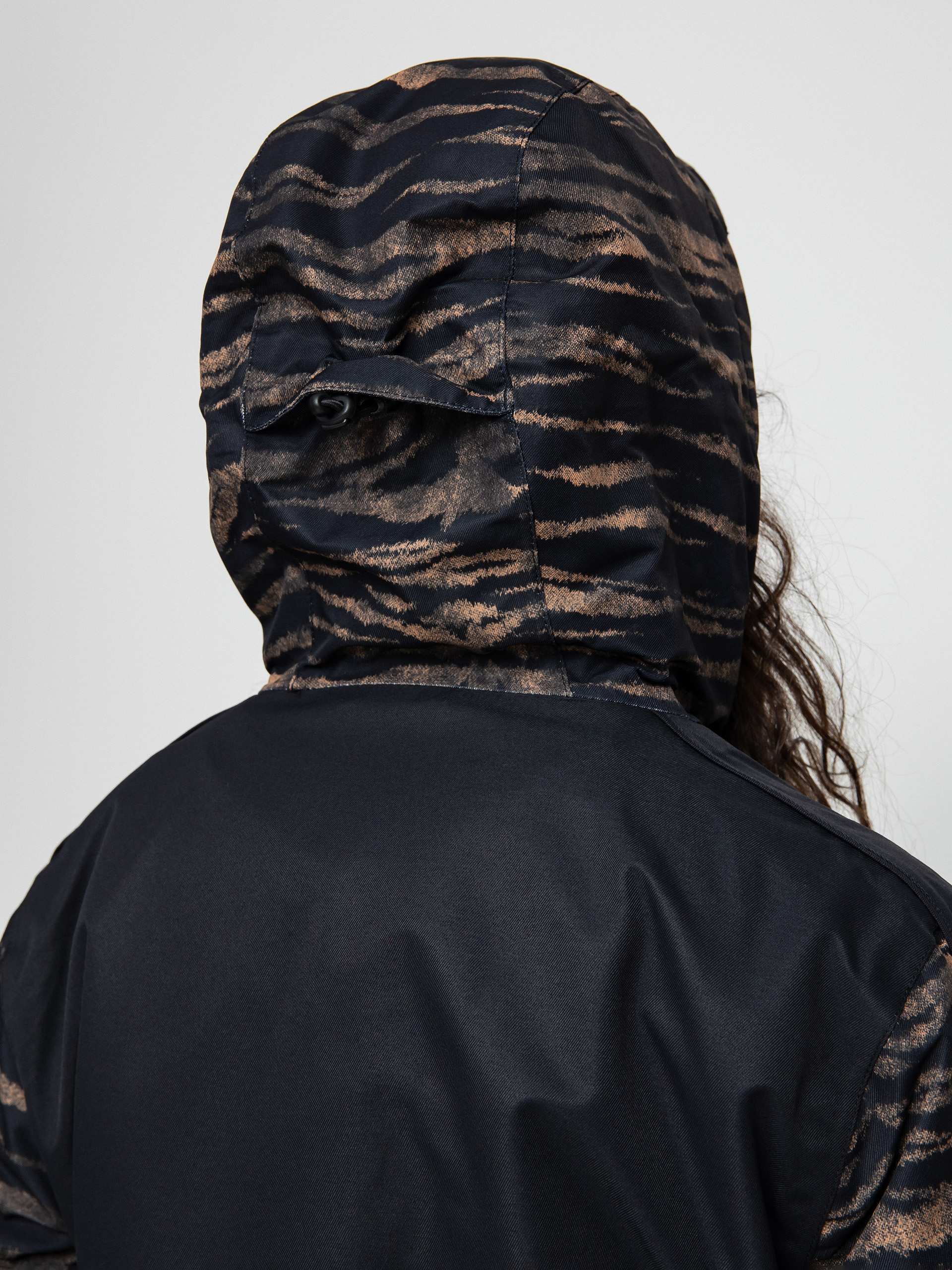 Női Volcom Mirror Pullover Snowboard dzseki (tiger print)