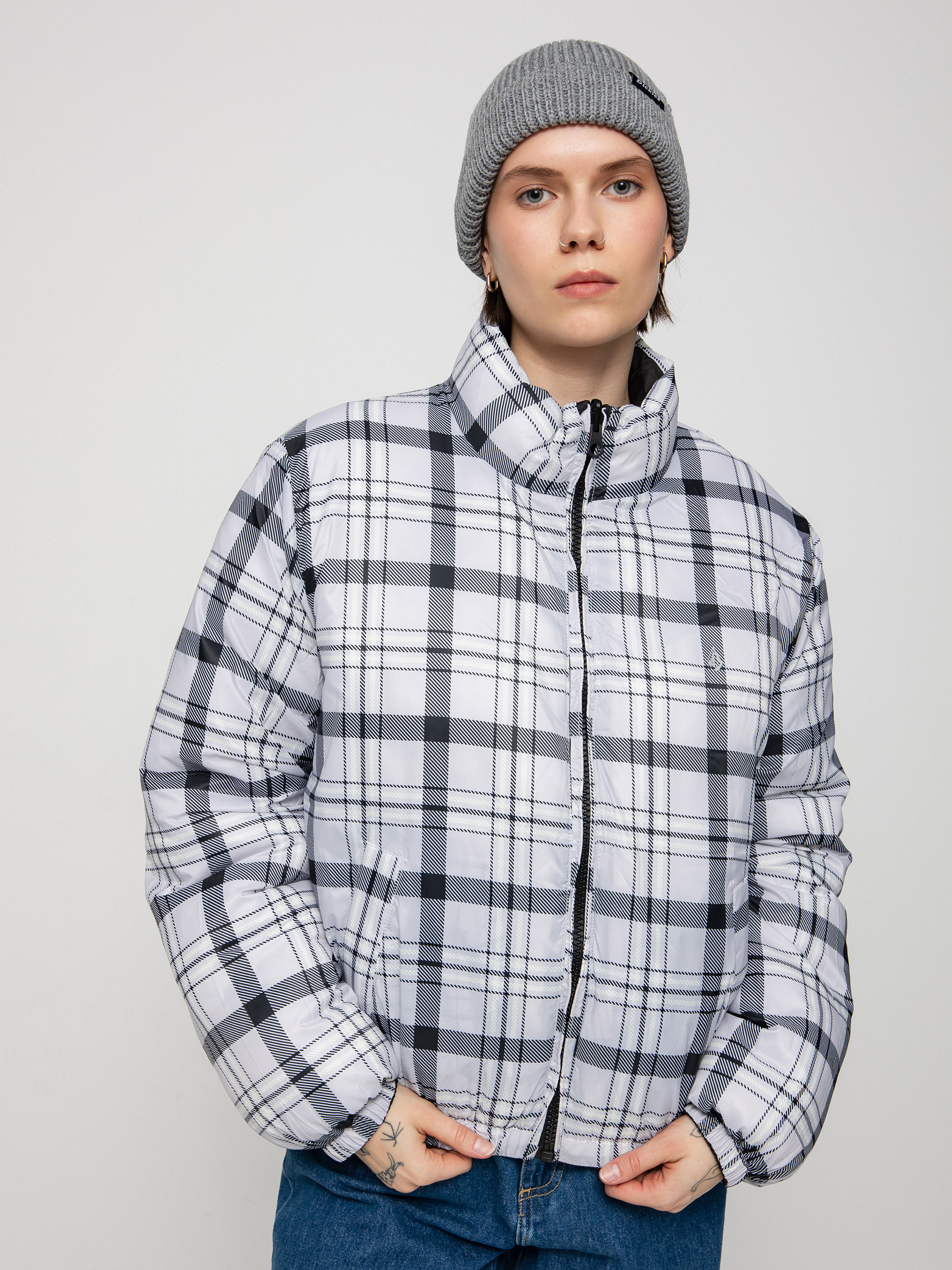 Volcom Down'N Puff Reversible Dzseki Wmn (black)