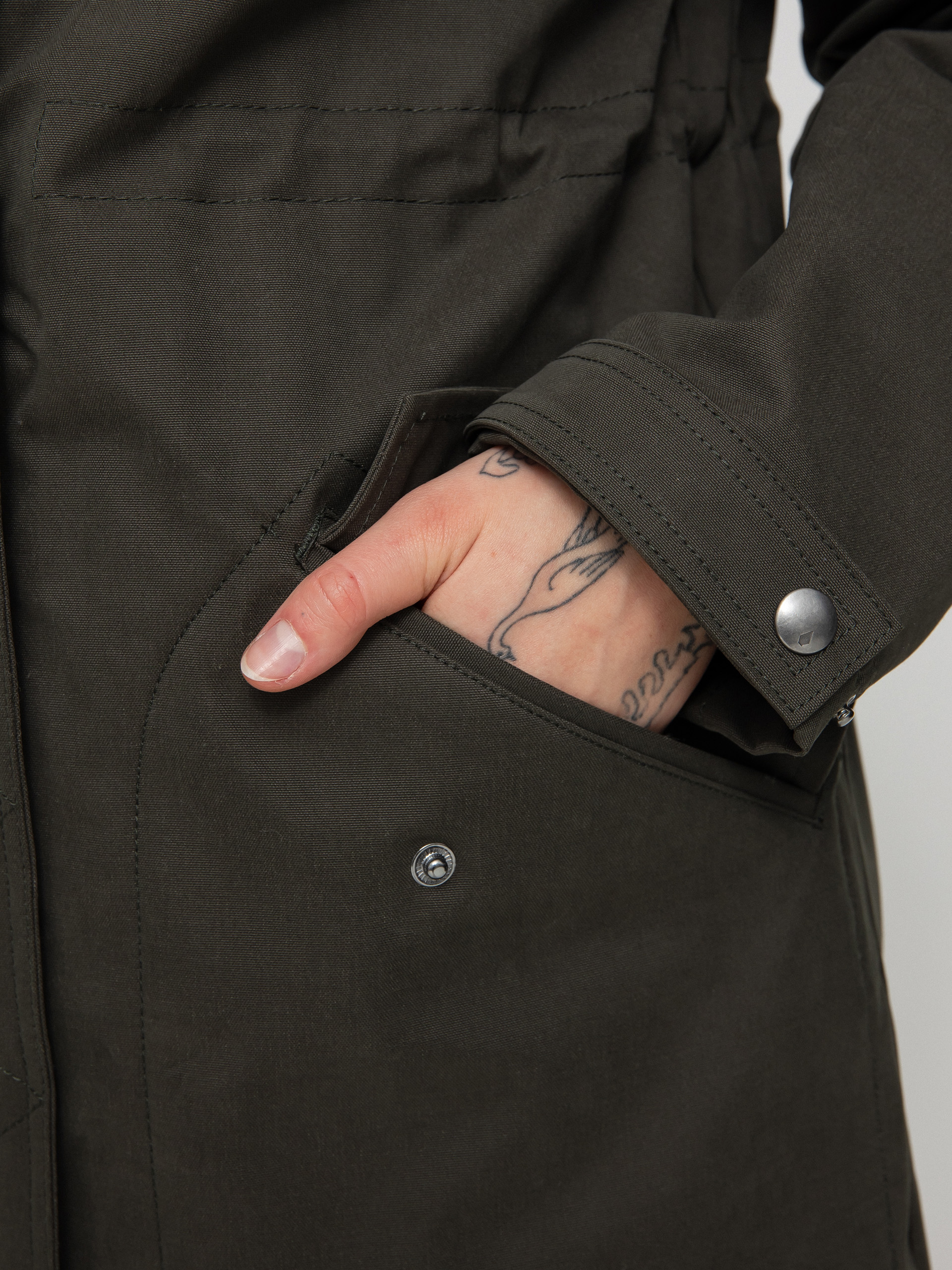 Volcom Less Is More 5K Parka Dzseki Wmn (rinsed black)