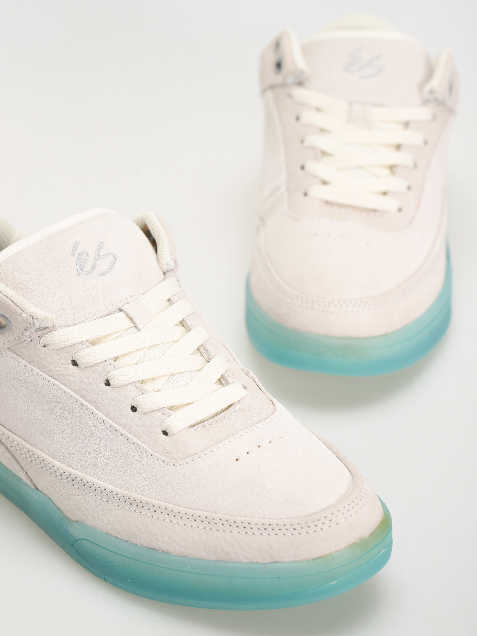 eS Stylus Mid Cipők (warm grey)