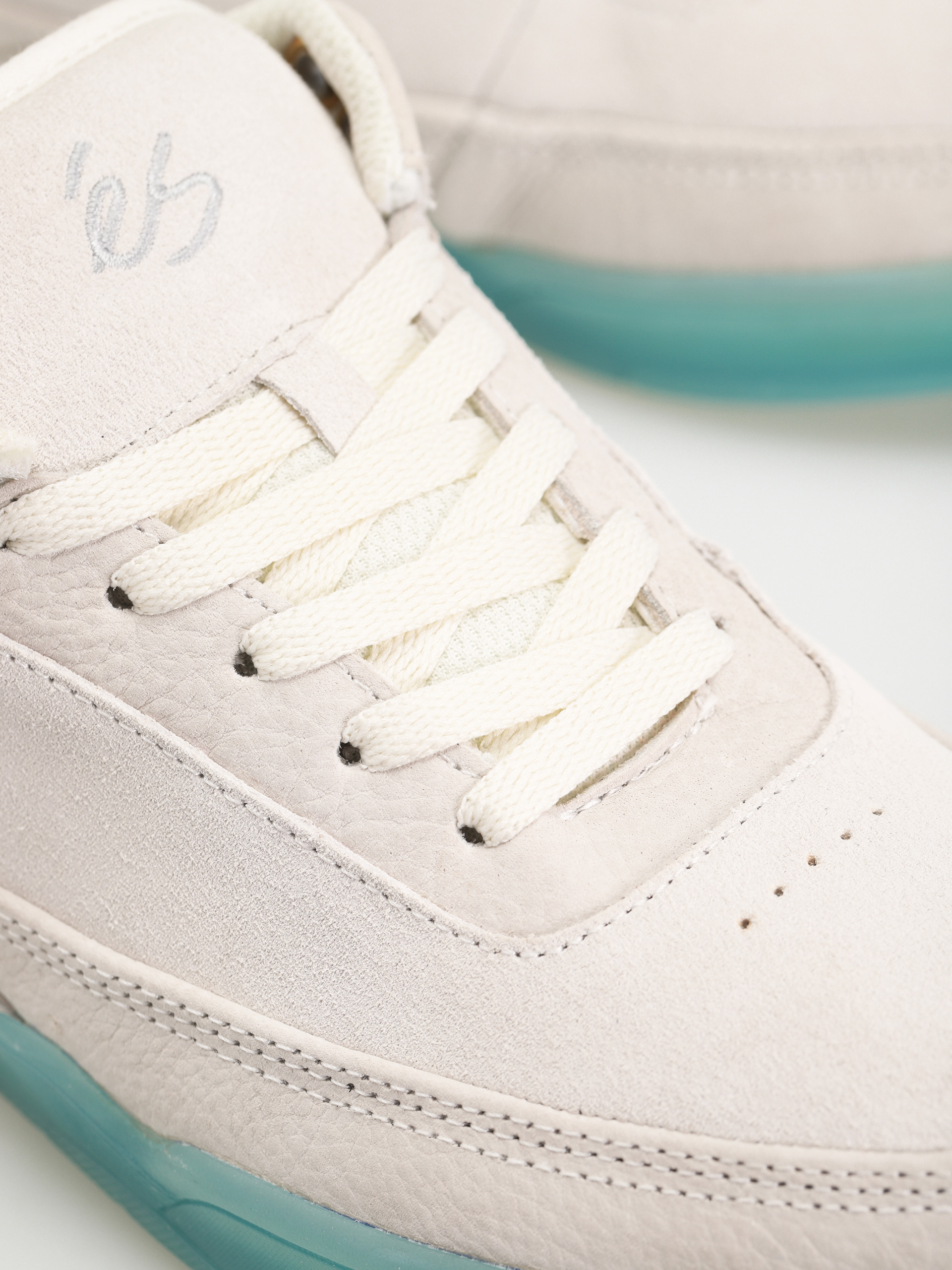 eS Stylus Mid Cipők (warm grey)