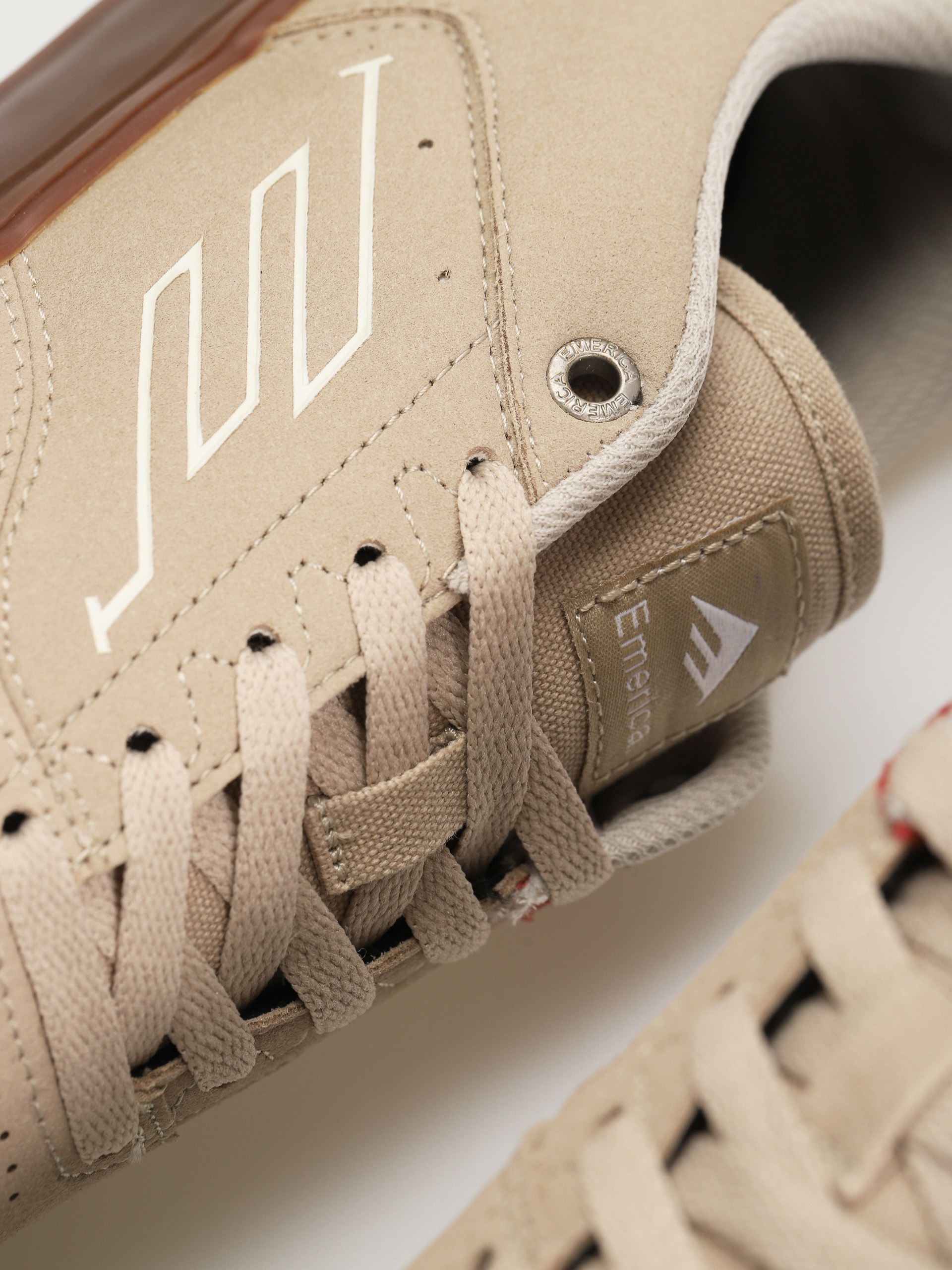 Emerica The Low Vulc Cipők (tan/white/gum)