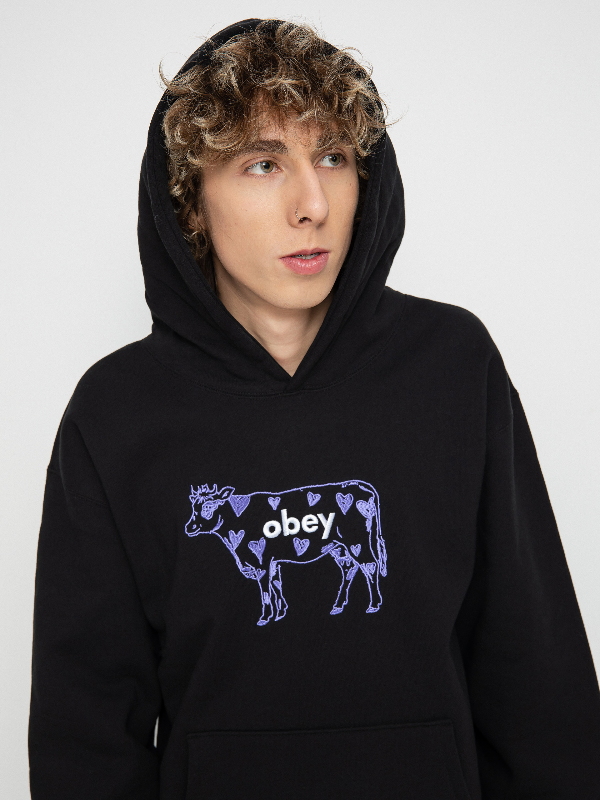 OBEY Obey Cow Extra Heavy HD Kapucnis pulóver (black)